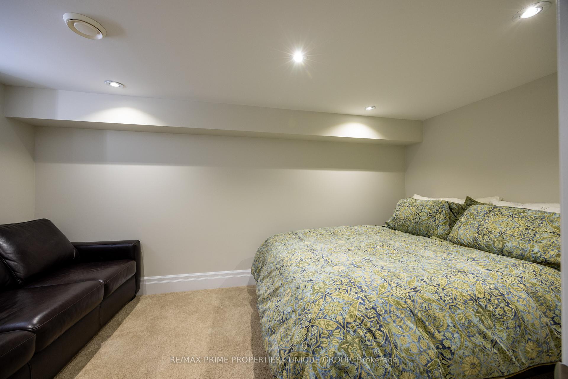Photo 34 of 67 Rykert Crescent, Toronto, Leaside — HOMEH