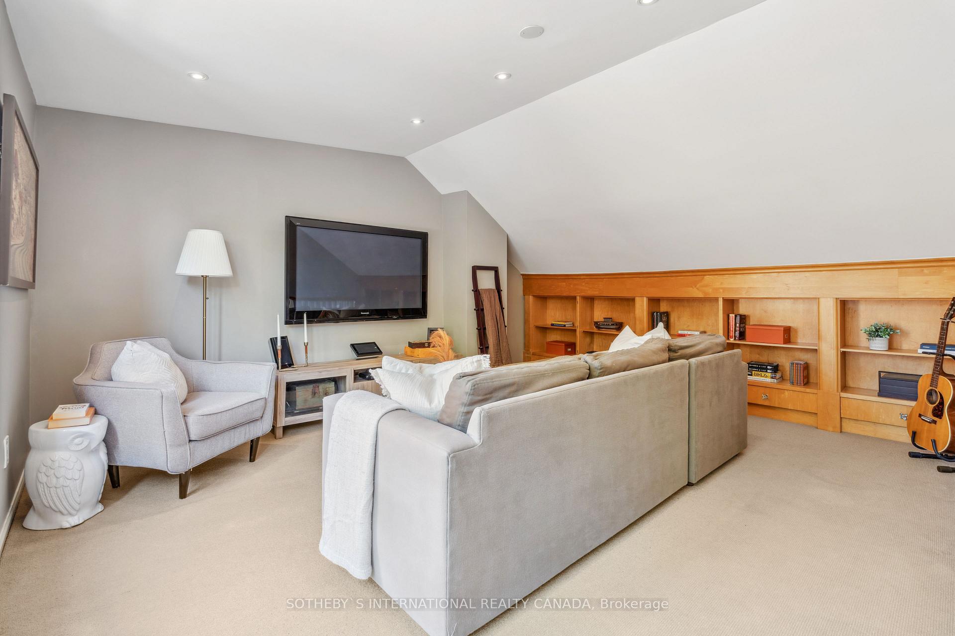 Photo 12 of 428 Sackville Street, Toronto, Cabbagetown-South St. James Town — HOMEH