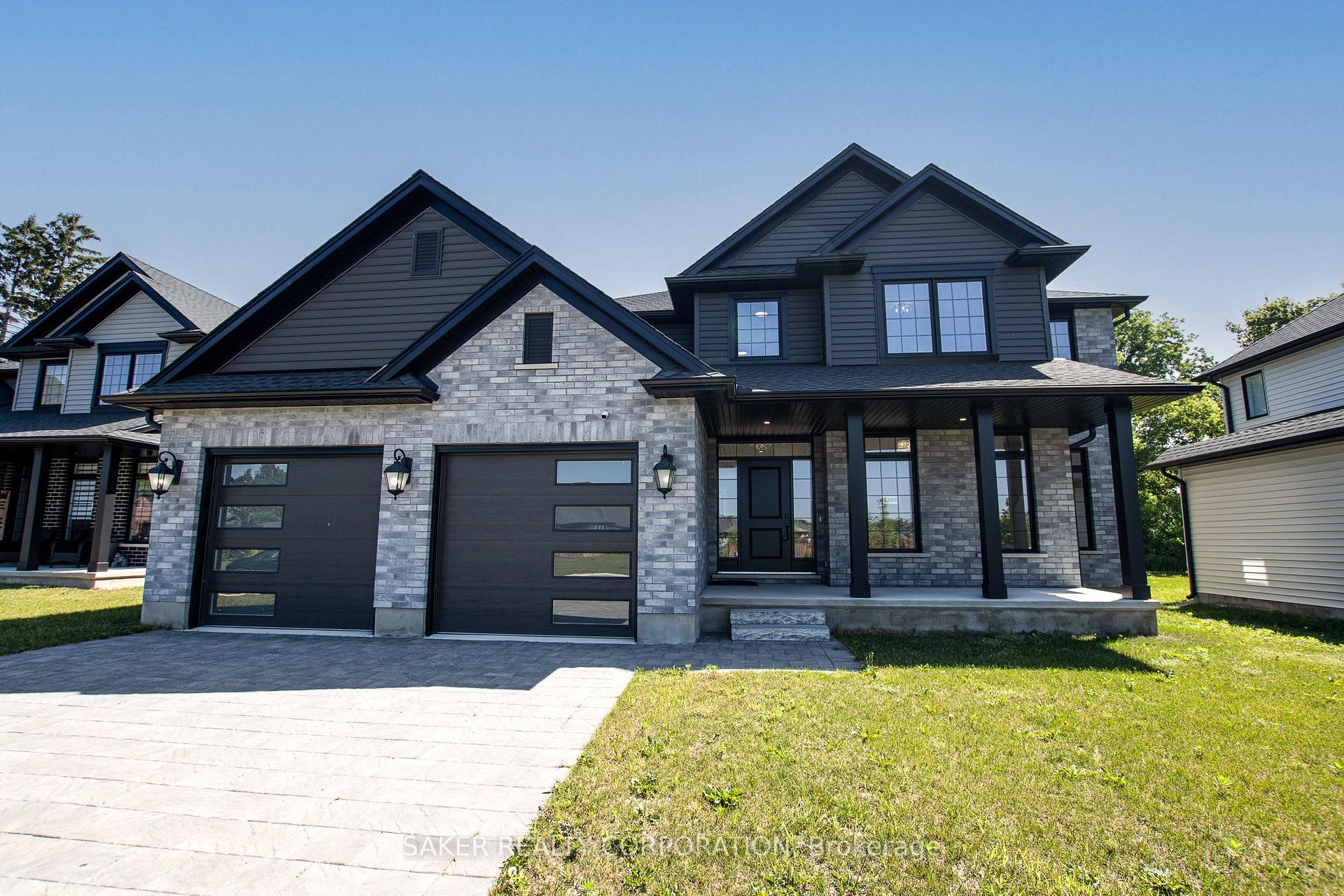 Photo 2 of 2205 Lockwood Crescent, Strathroy-Caradoc, Mount Brydges — HOMEH