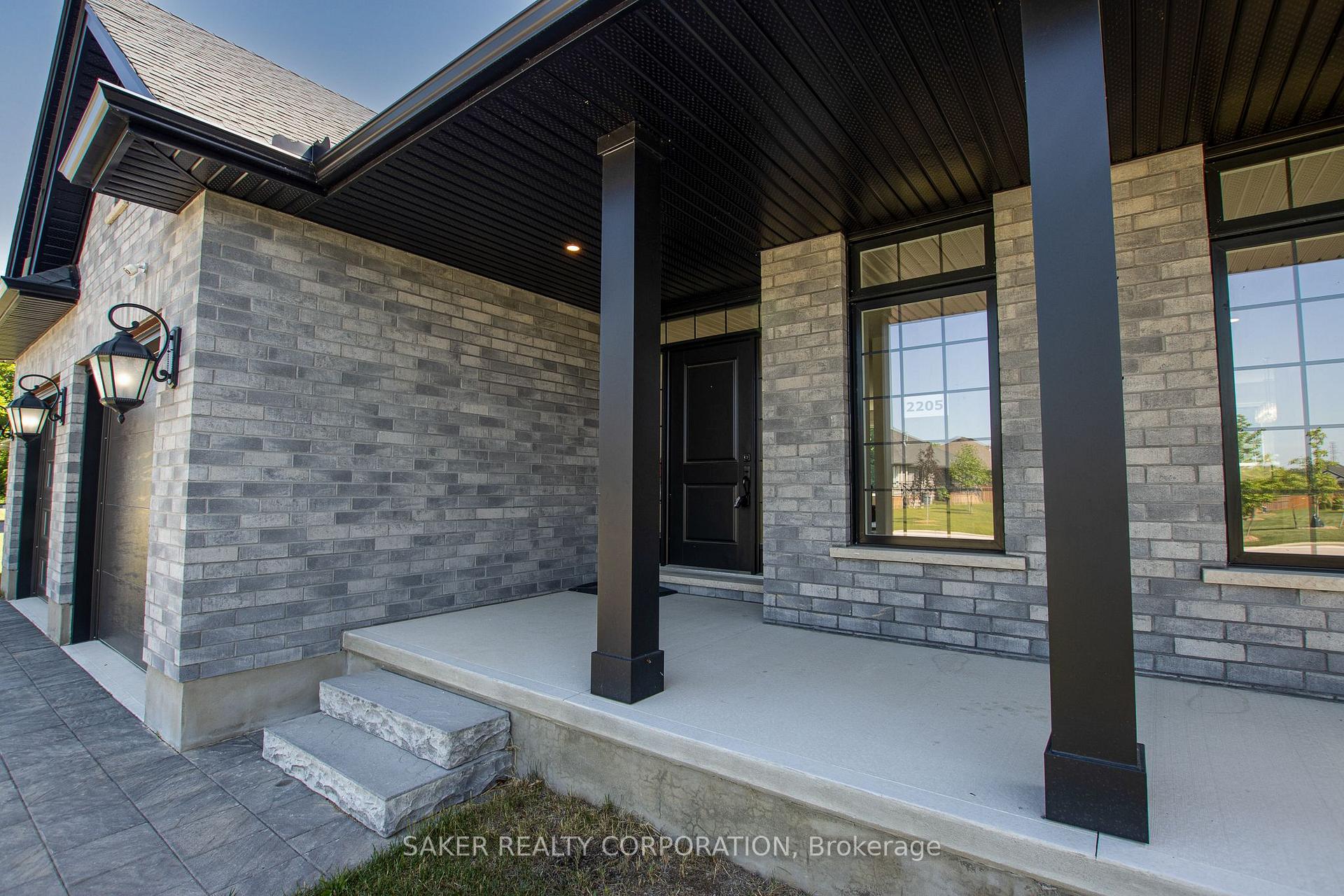 Photo 4 of 2205 Lockwood Crescent, Strathroy-Caradoc, Mount Brydges — HOMEH