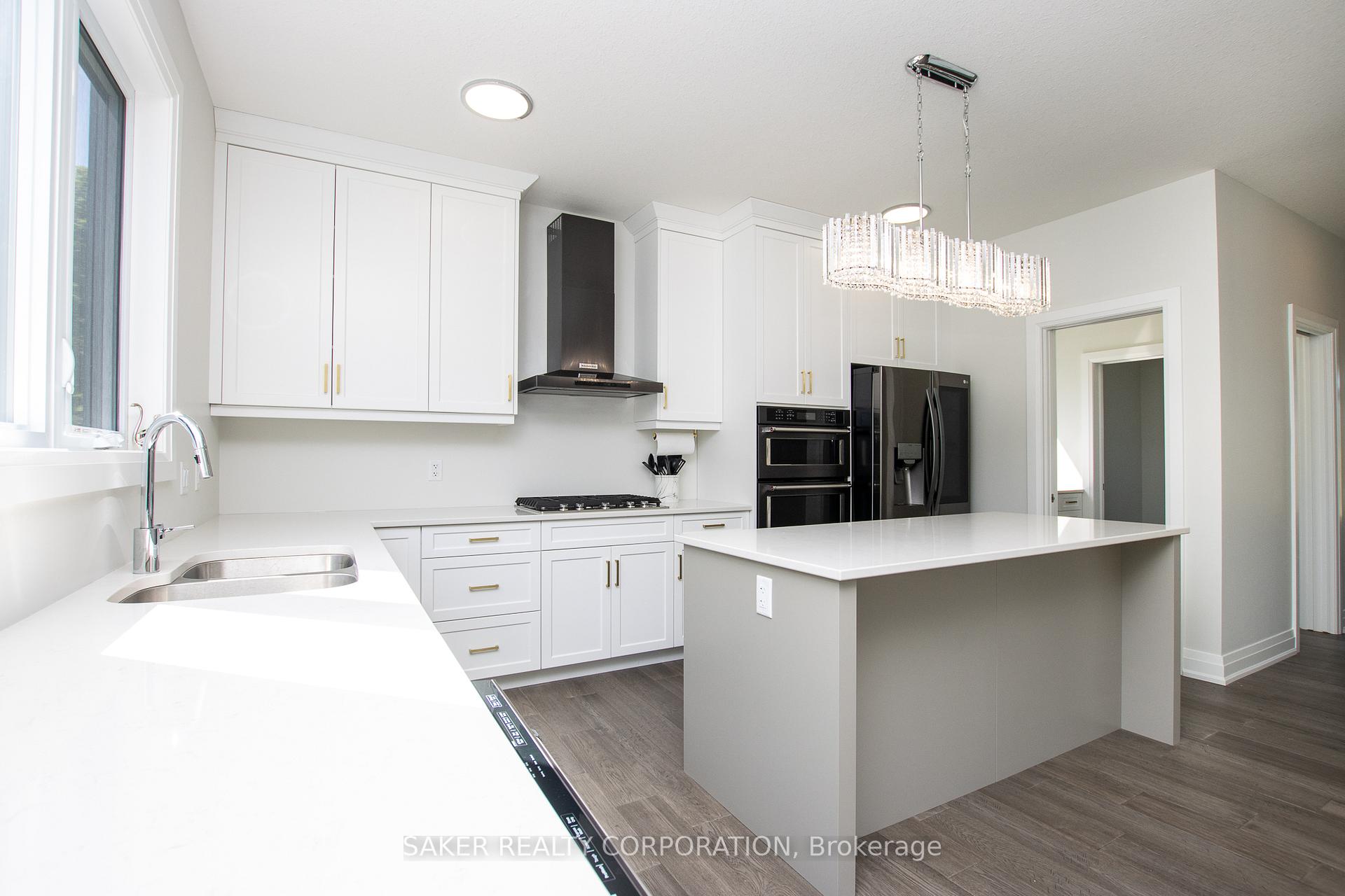 Photo 14 of 2205 Lockwood Crescent, Strathroy-Caradoc, Mount Brydges — HOMEH