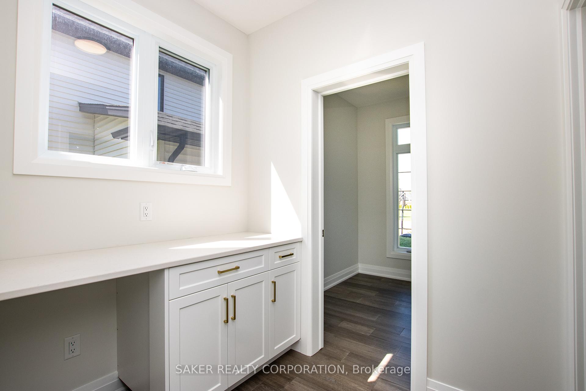 Photo 17 of 2205 Lockwood Crescent, Strathroy-Caradoc, Mount Brydges — HOMEH