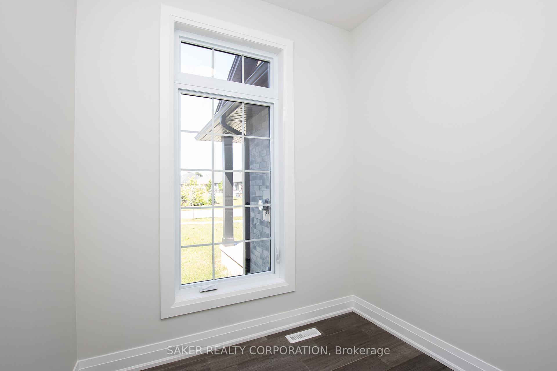 Photo 33 of 2205 Lockwood Crescent, Strathroy-Caradoc, Mount Brydges — HOMEH