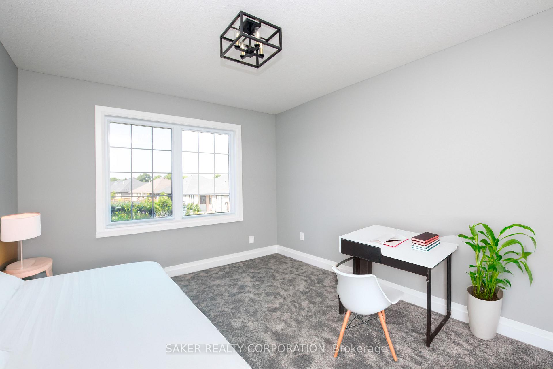 Photo 37 of 2205 Lockwood Crescent, Strathroy-Caradoc, Mount Brydges — HOMEH