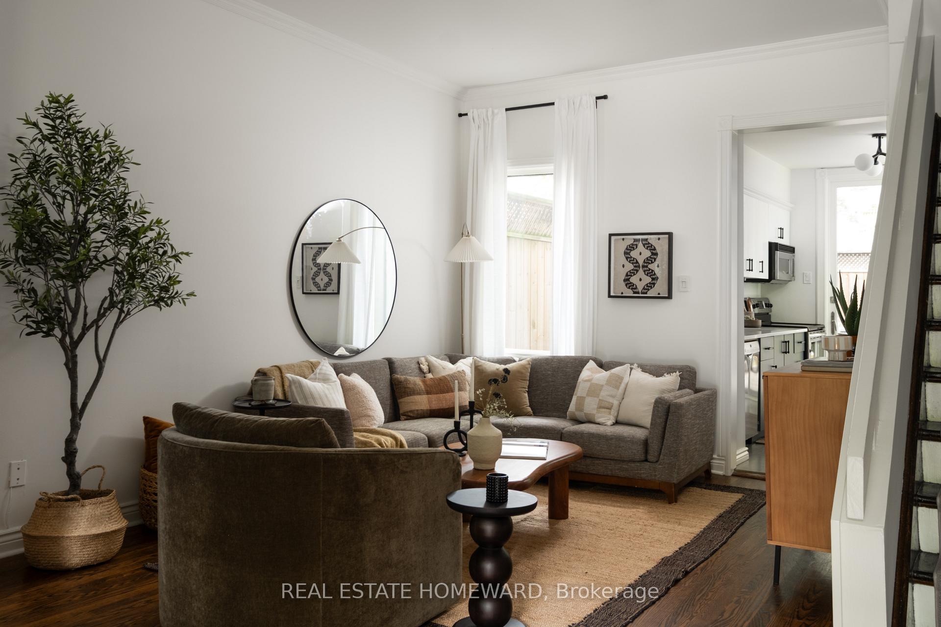 Photo 6 of 169 De Grassi Street, Toronto, South Riverdale — HOMEH