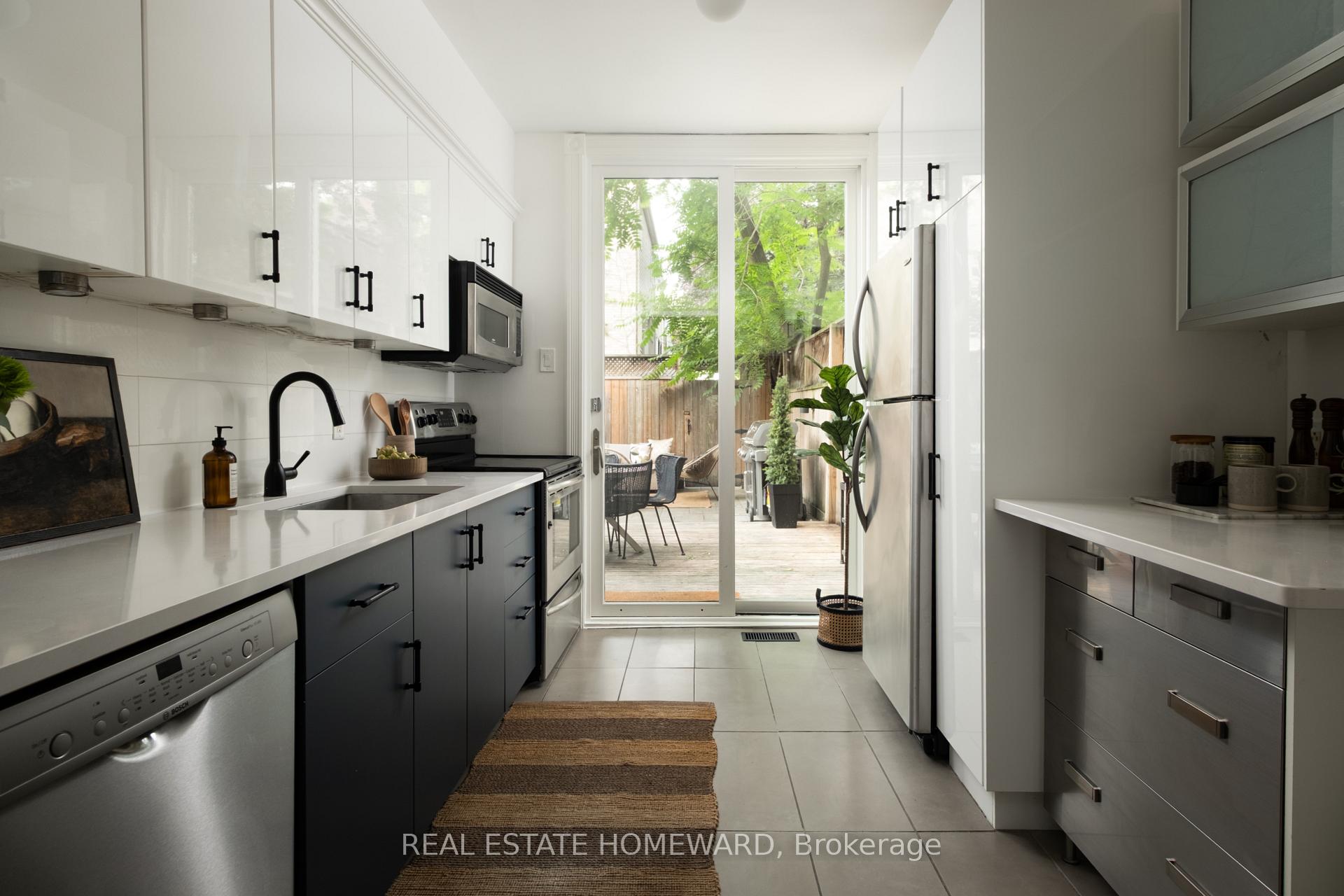 Photo 9 of 169 De Grassi Street, Toronto, South Riverdale — HOMEH