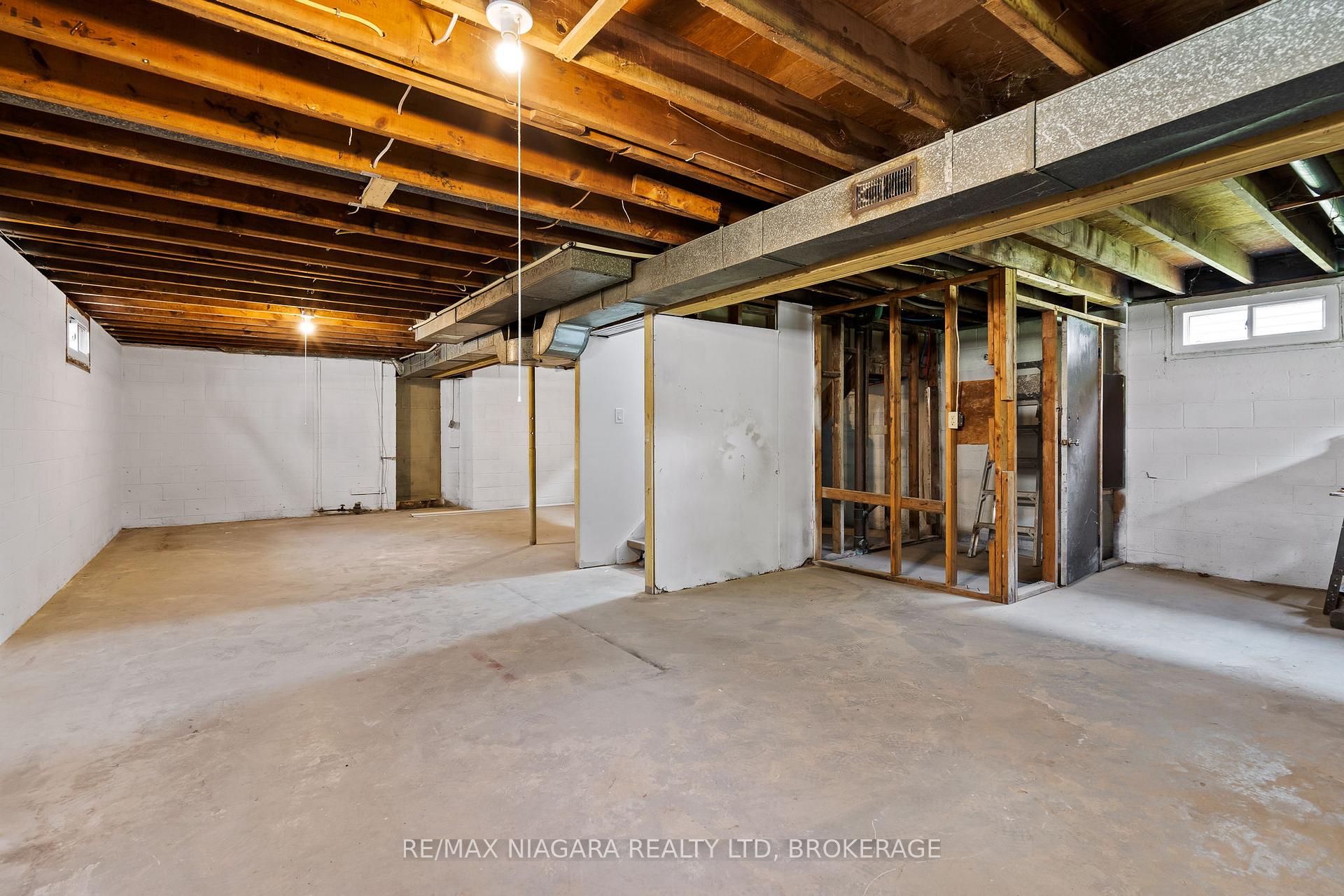 Photo 12 of 53 Collier Road S, Thorold, Confederation Heights — HOMEH