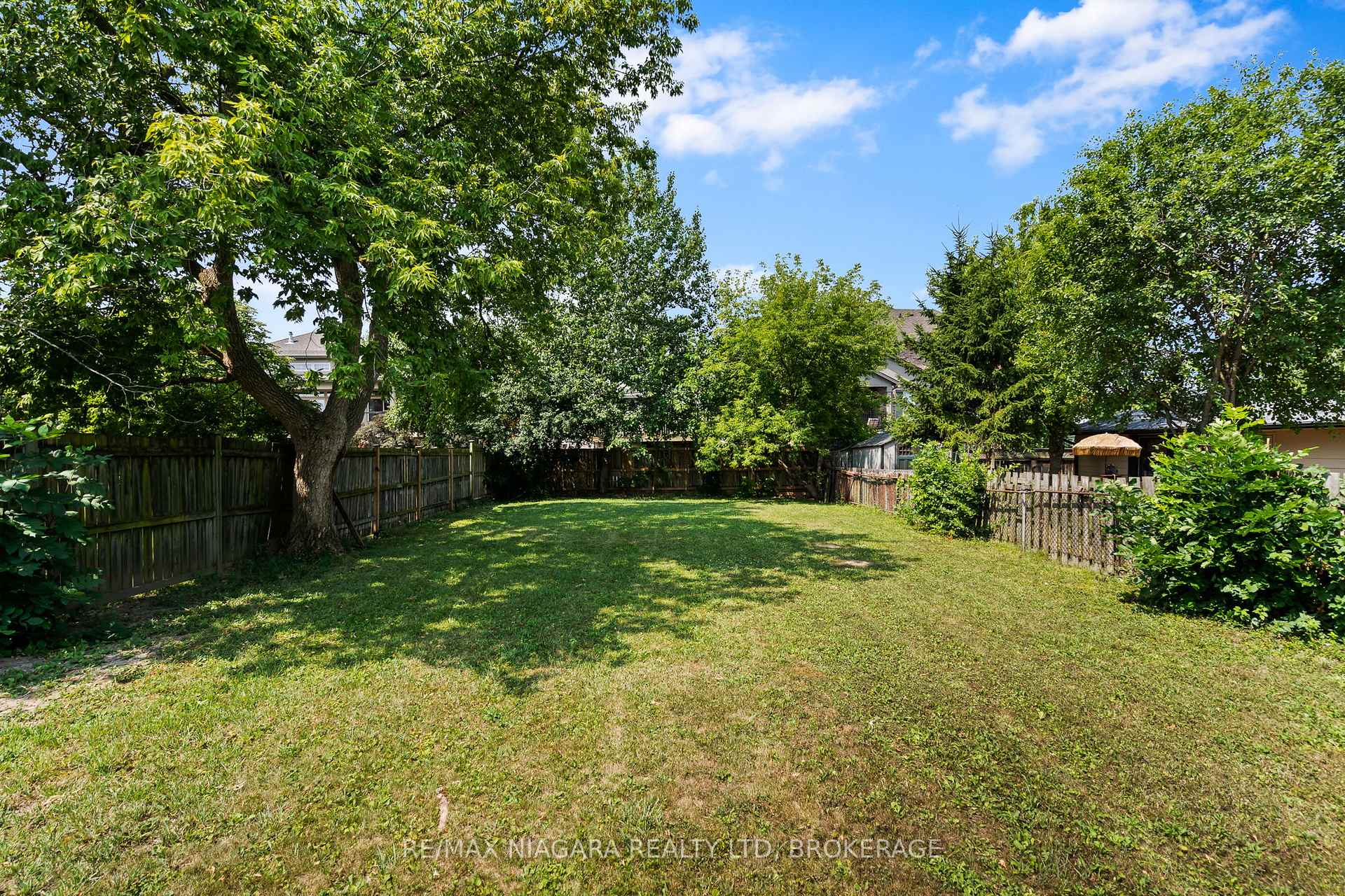 Photo 14 of 53 Collier Road S, Thorold, Confederation Heights — HOMEH