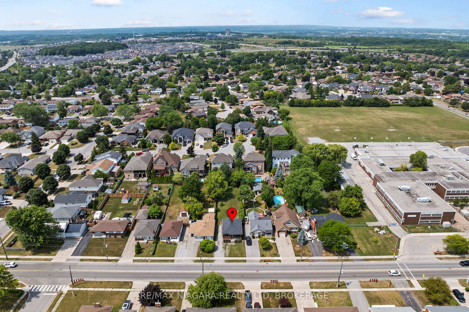 Photo 17 of 53 Collier Road S, Thorold, Confederation Heights — HOMEH