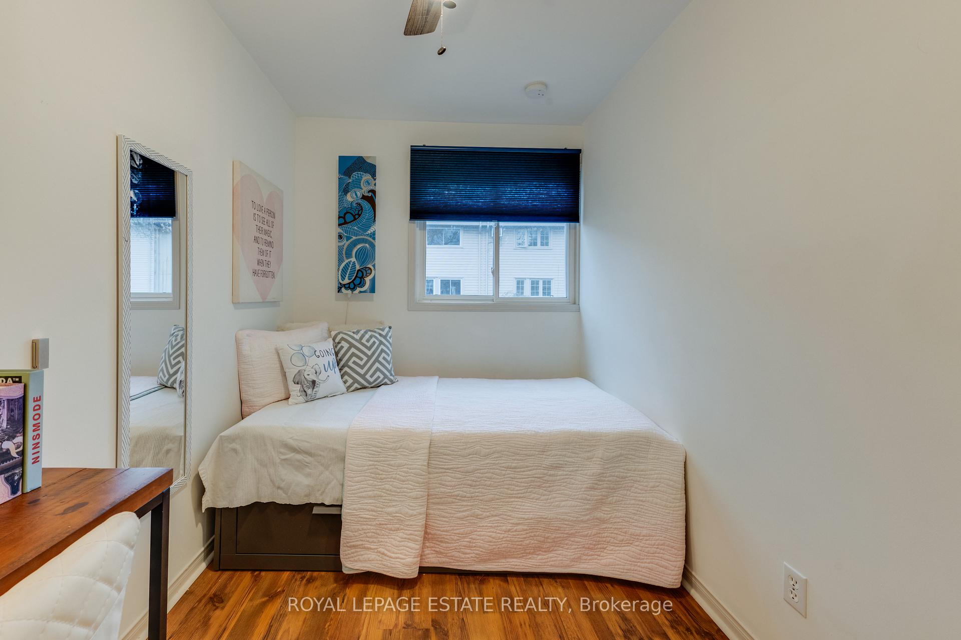 Photo 11 of 40 Poulett Street, Toronto, Moss Park — HOMEH