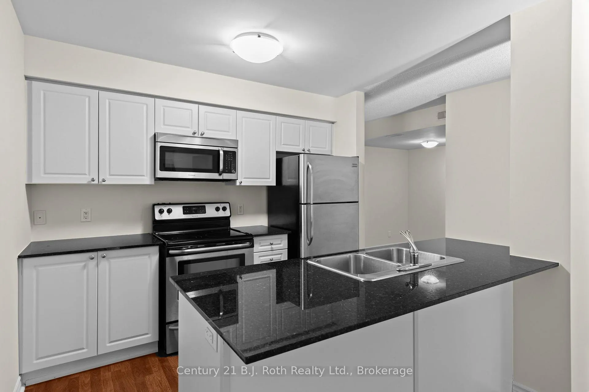 Photo 8 of Unit 104, 4 Brandy Lane Drive, Collingwood — HOMEH