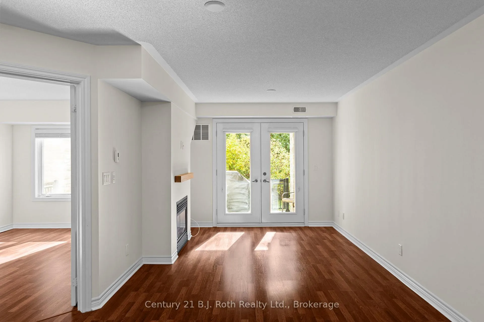 Photo 9 of Unit 104, 4 Brandy Lane Drive, Collingwood — HOMEH