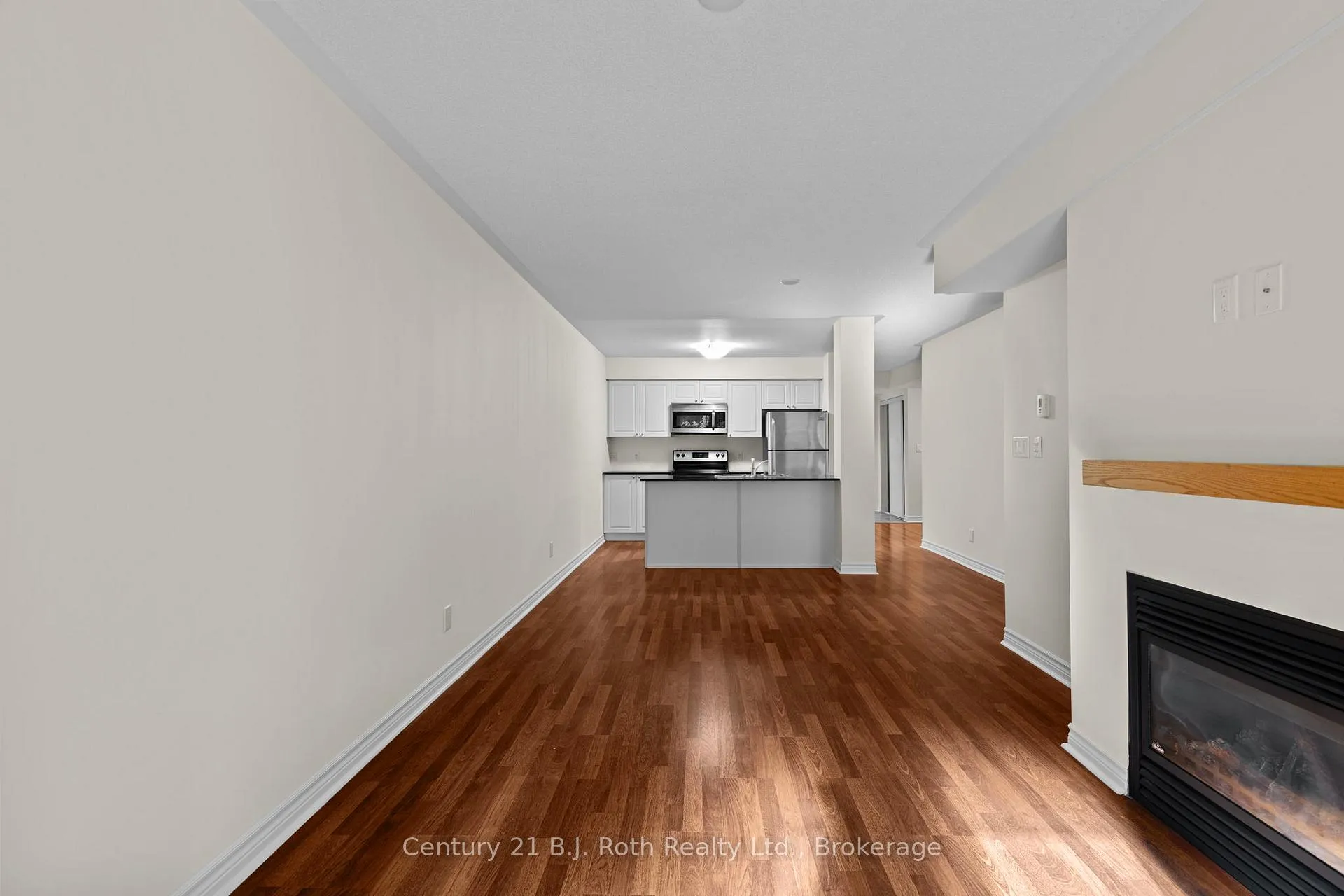 Photo 17 of Unit 104, 4 Brandy Lane Drive, Collingwood — HOMEH