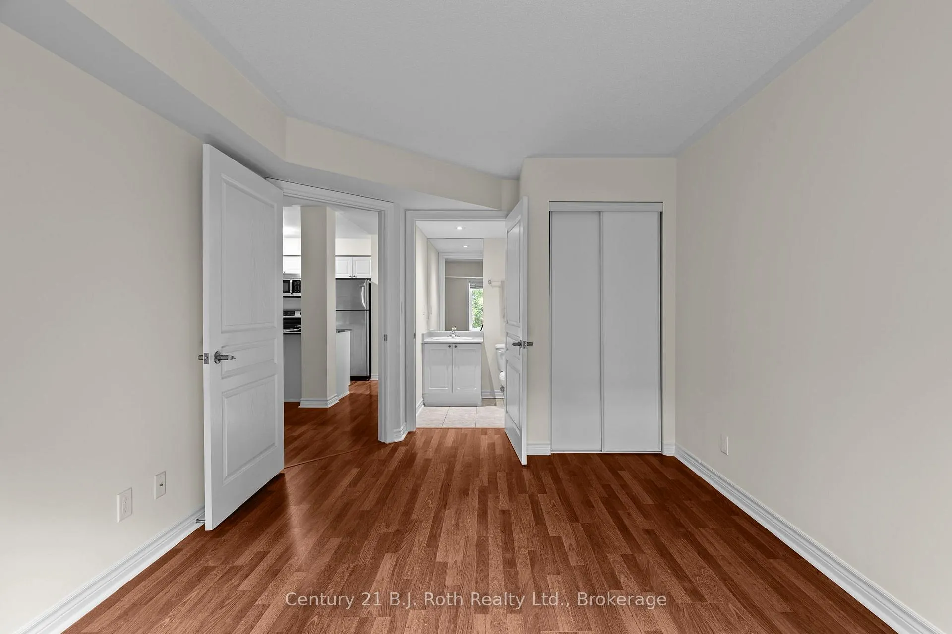 Photo 21 of Unit 104, 4 Brandy Lane Drive, Collingwood — HOMEH