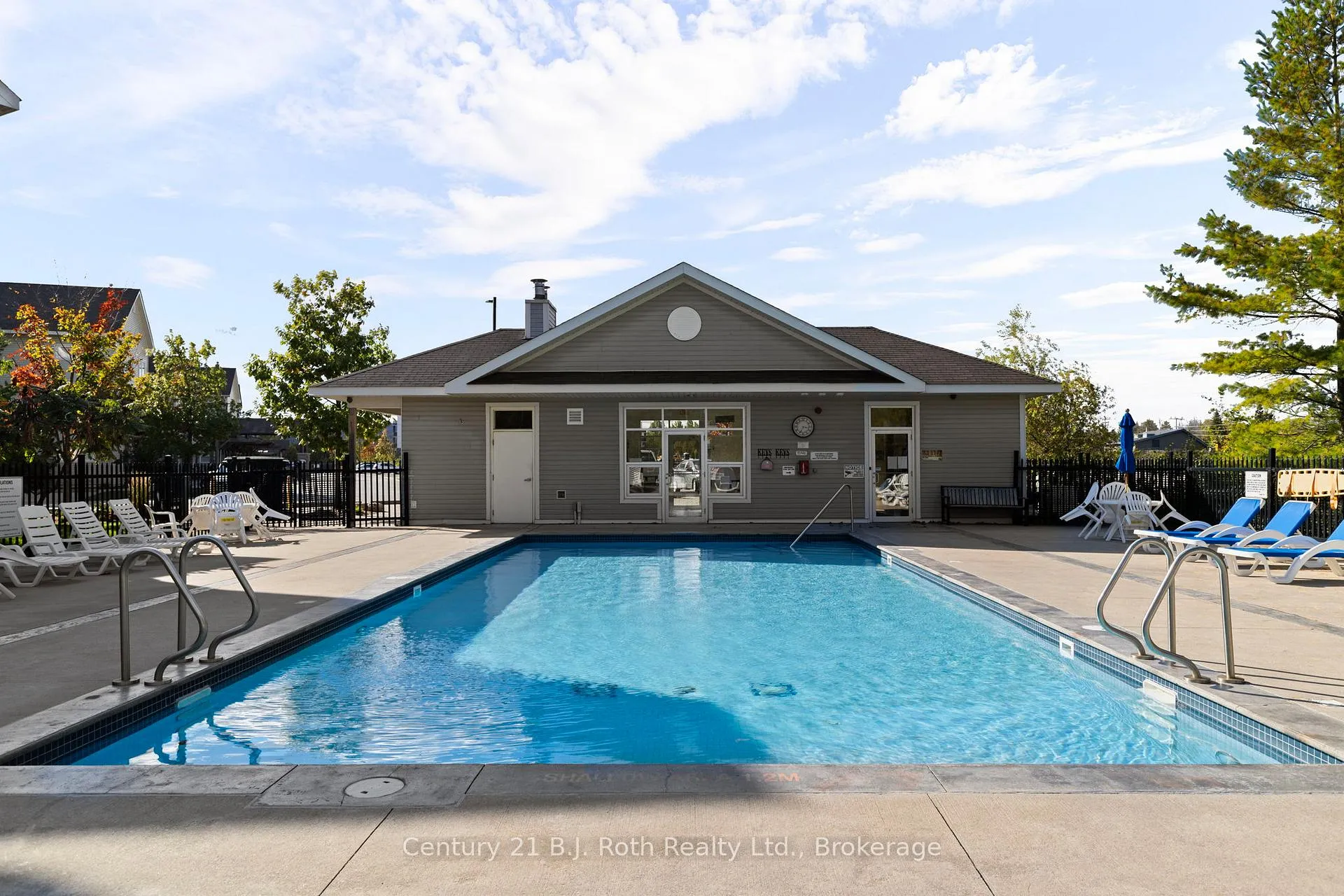 Photo 35 of Unit 104, 4 Brandy Lane Drive, Collingwood — HOMEH