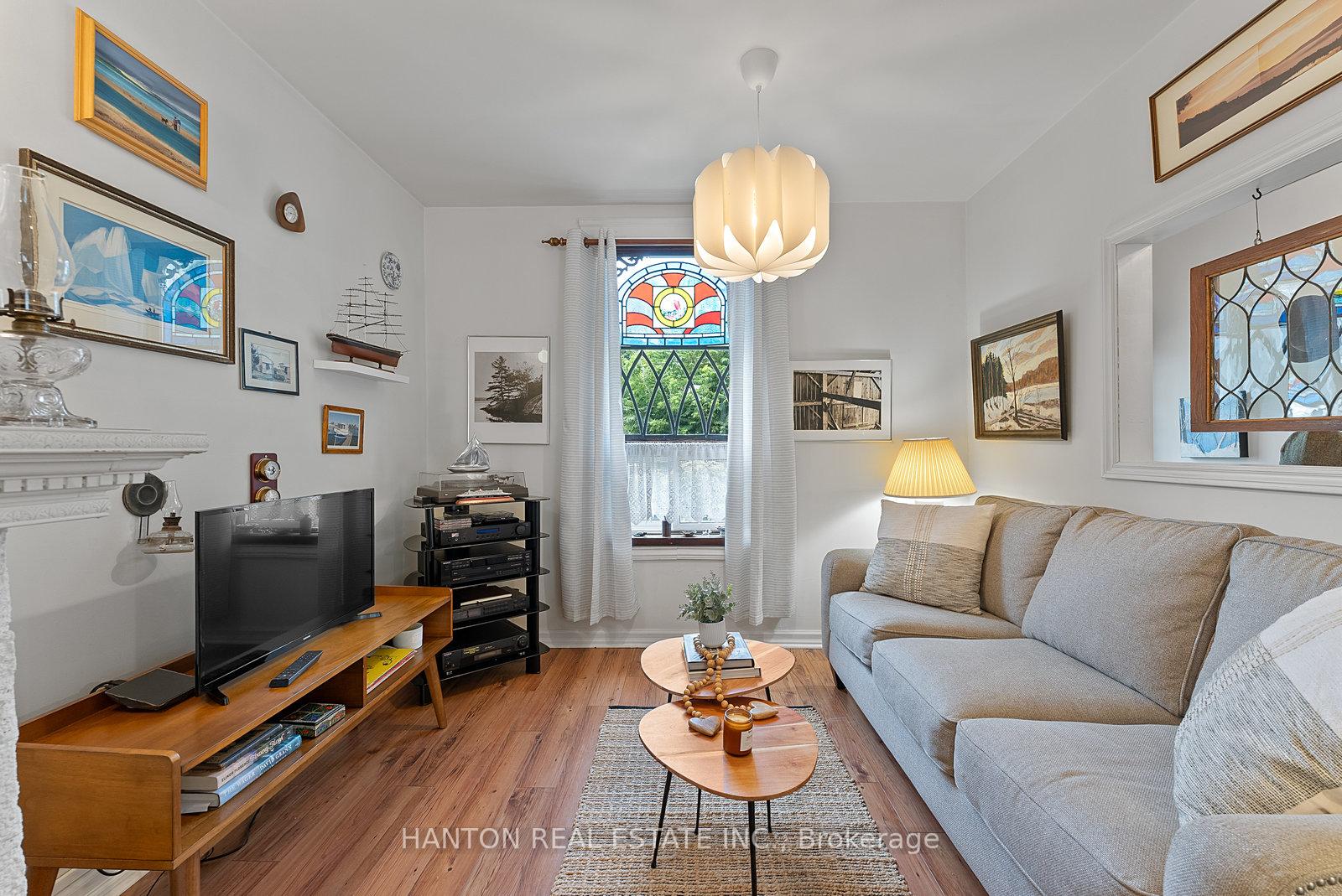 Photo 13 of 79 Knox Avenue, Toronto, Greenwood-Coxwell — HOMEH