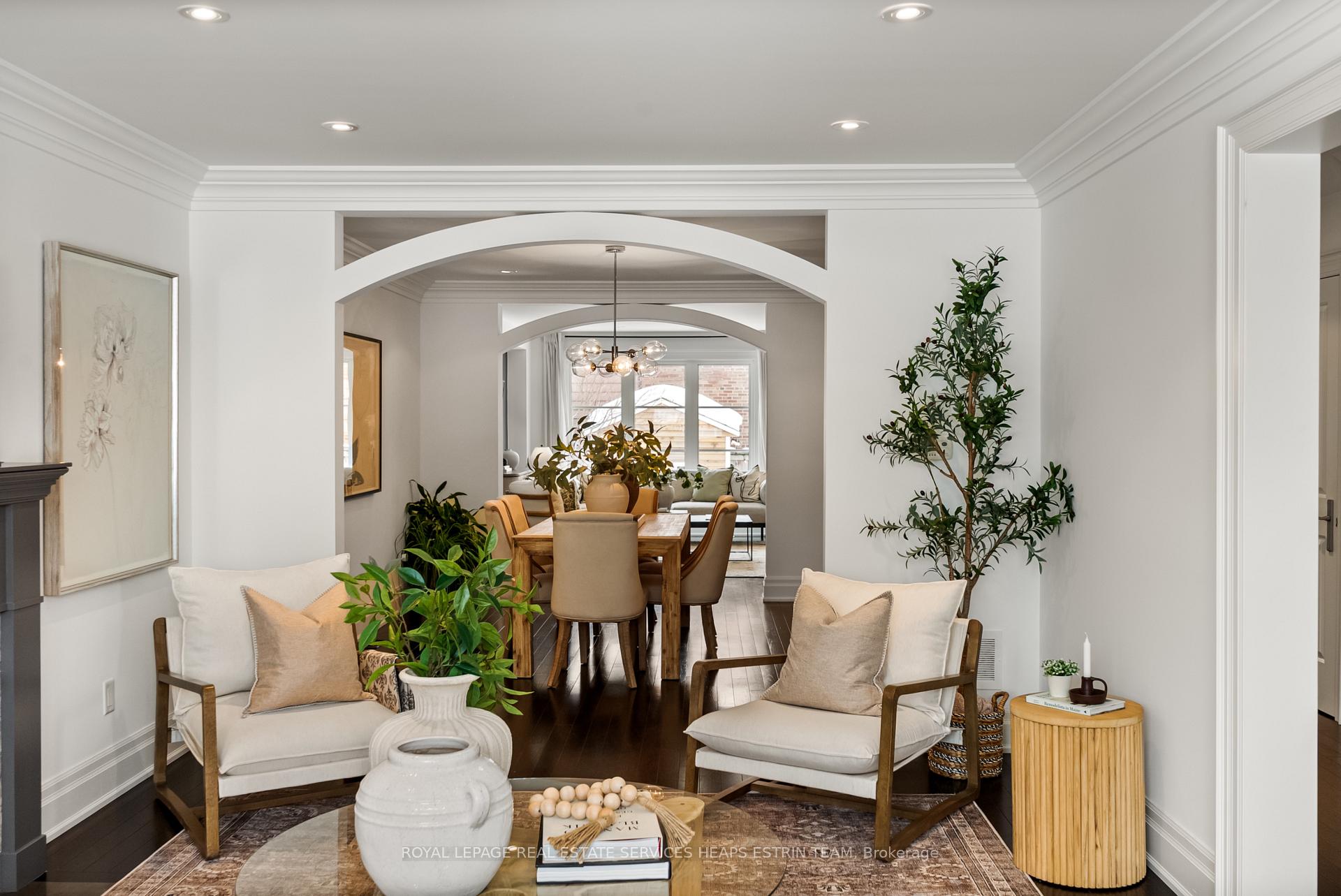 Photo 6 of 31 Sutherland Drive, Toronto, Leaside — HOMEH