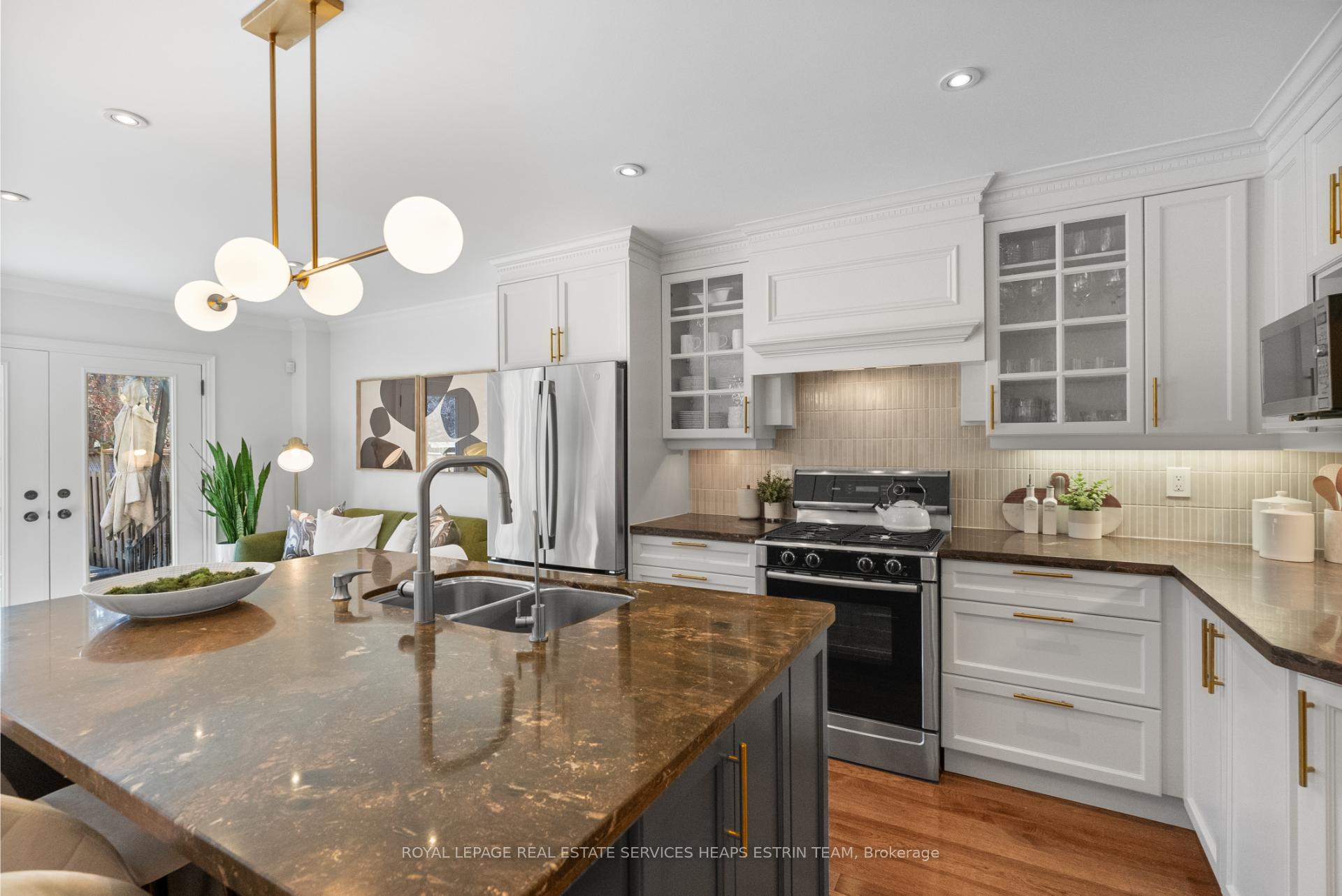Photo 6 of 243 Belsize Drive, Toronto, Mount Pleasant East — HOMEH