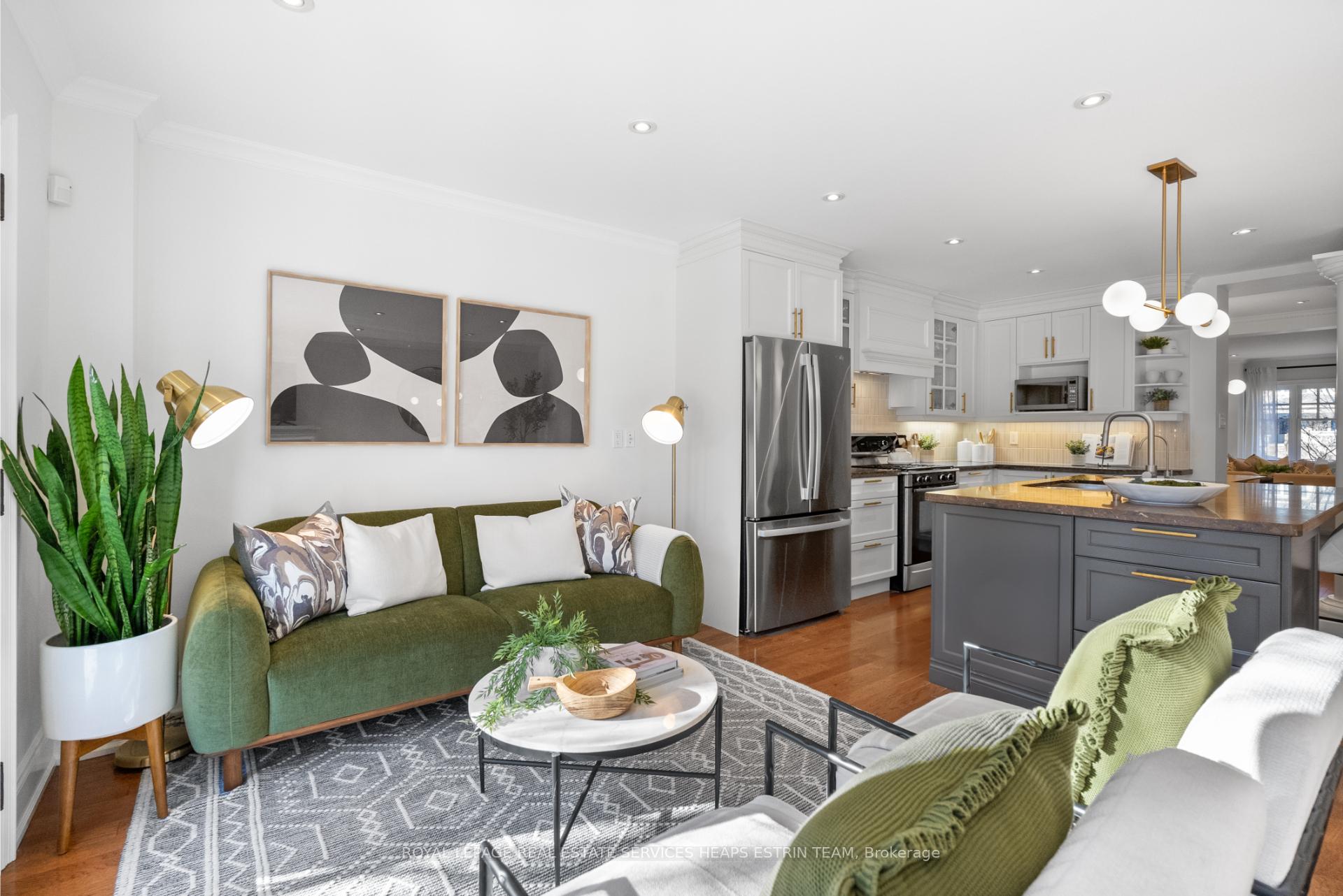 Photo 13 of 243 Belsize Drive, Toronto, Mount Pleasant East — HOMEH