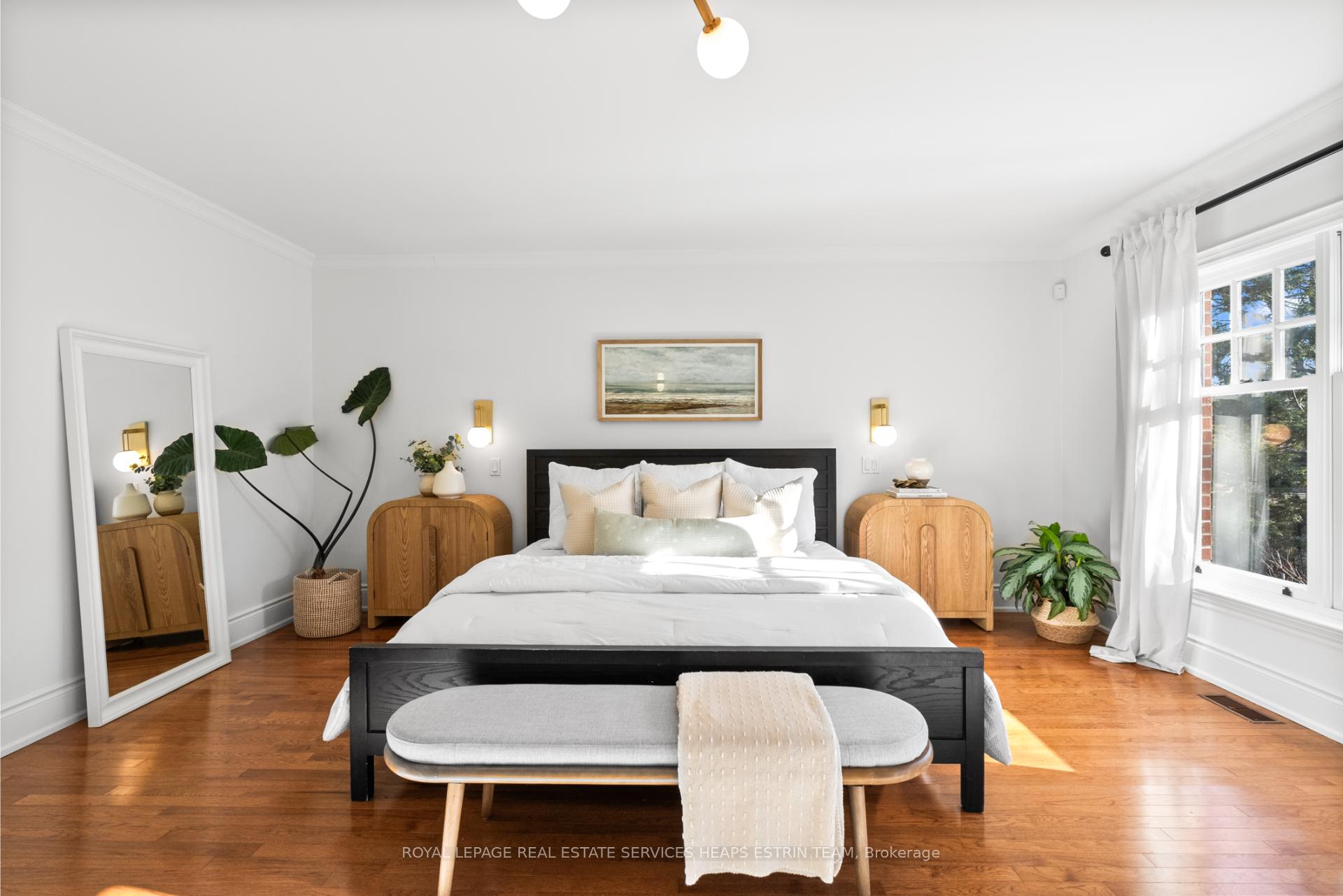 Photo 20 of 243 Belsize Drive, Toronto, Mount Pleasant East — HOMEH