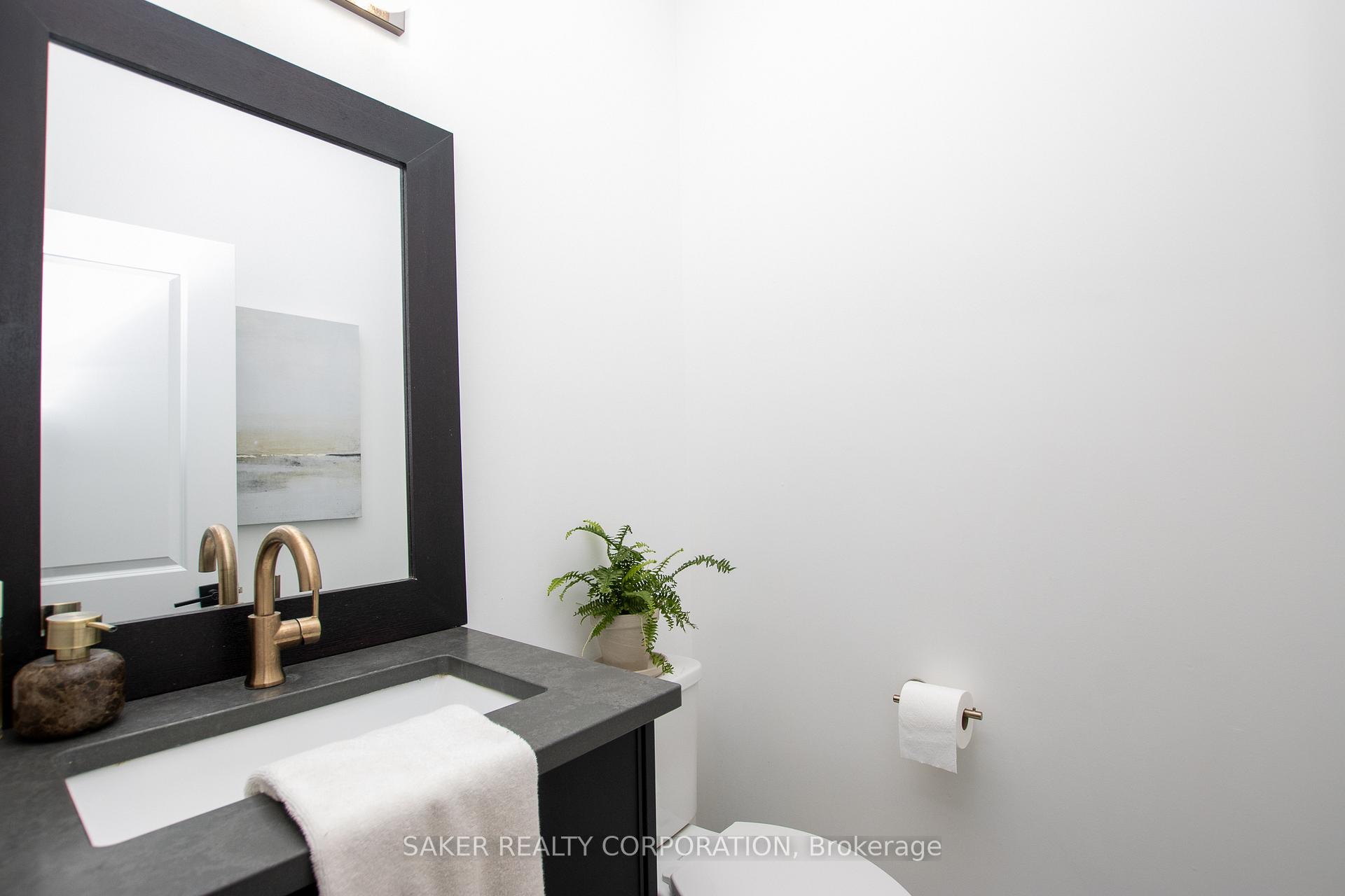 Photo 12 of 14 Armstrong Street, Strathroy-Caradoc, Mount Brydges — HOMEH