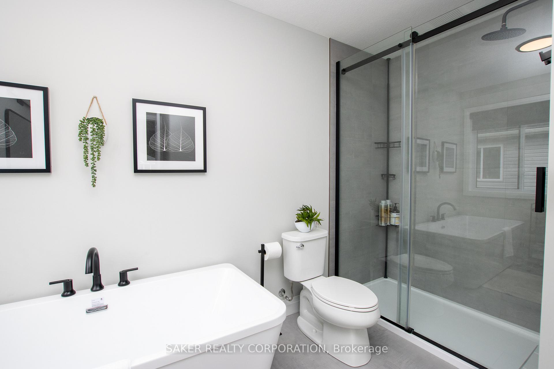 Photo 19 of 14 Armstrong Street, Strathroy-Caradoc, Mount Brydges — HOMEH