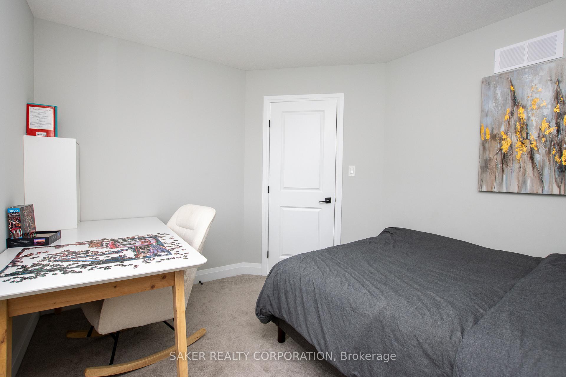 Photo 22 of 14 Armstrong Street, Strathroy-Caradoc, Mount Brydges — HOMEH