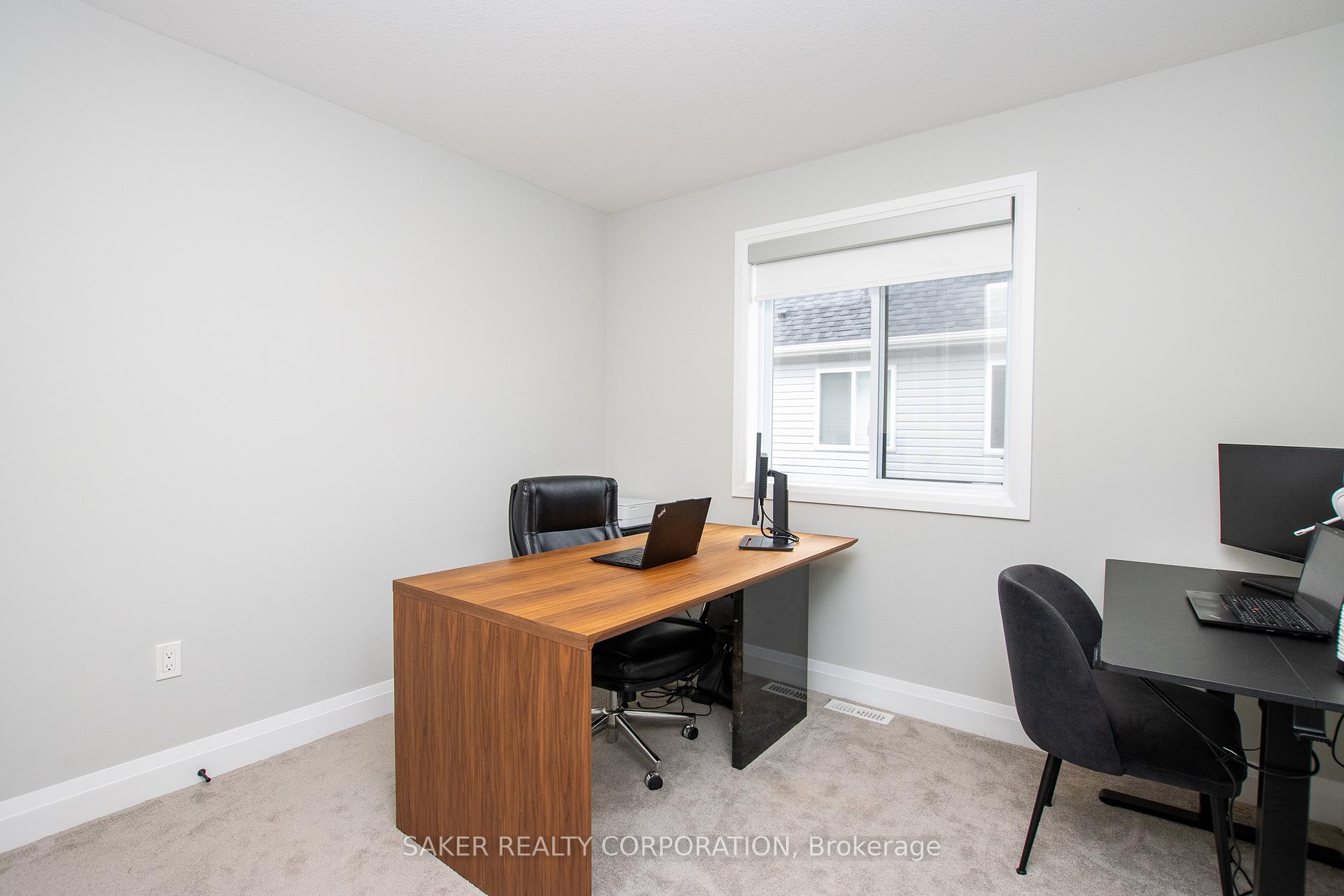 Photo 23 of 14 Armstrong Street, Strathroy-Caradoc, Mount Brydges — HOMEH