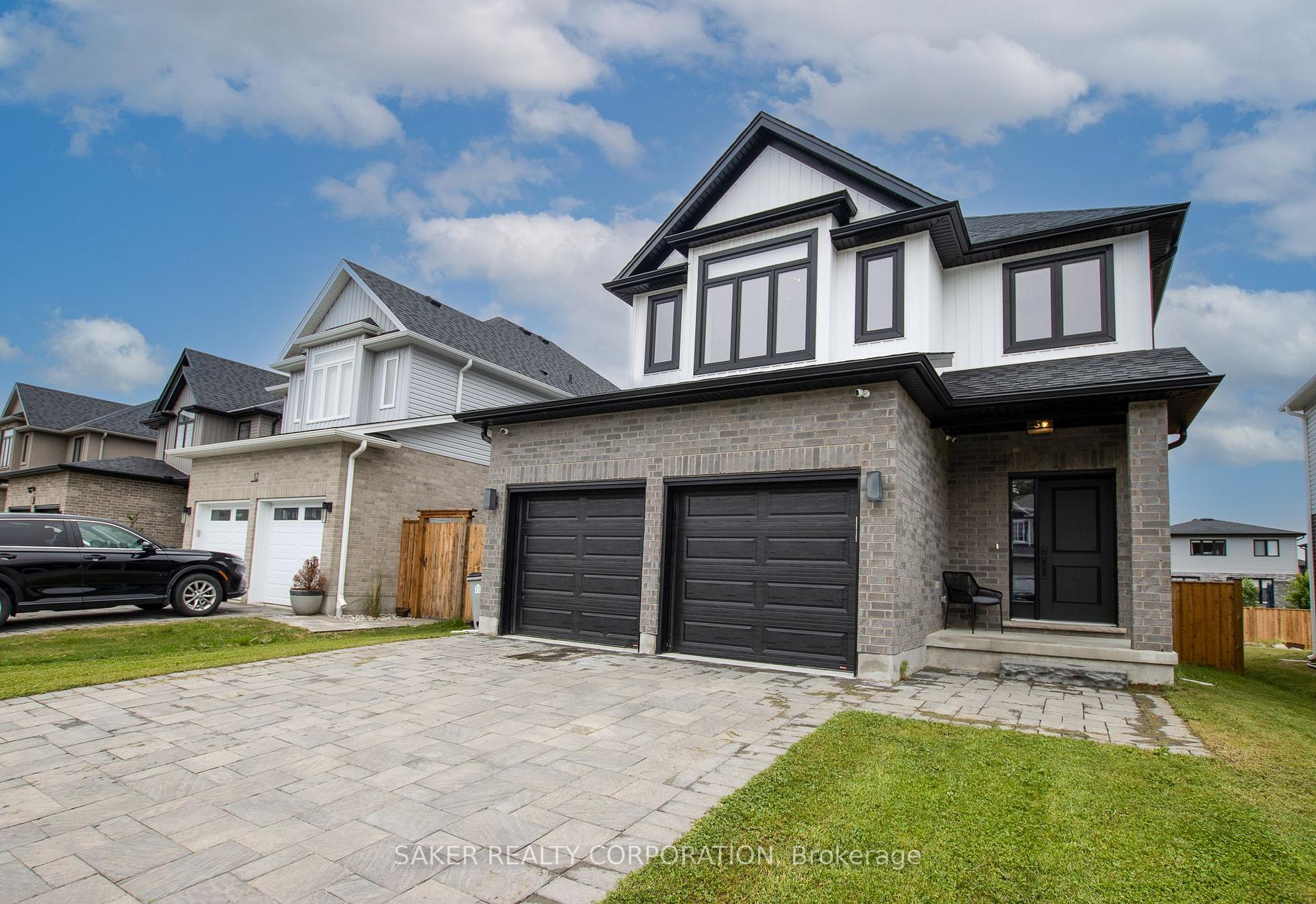 Photo 35 of 14 Armstrong Street, Strathroy-Caradoc, Mount Brydges — HOMEH