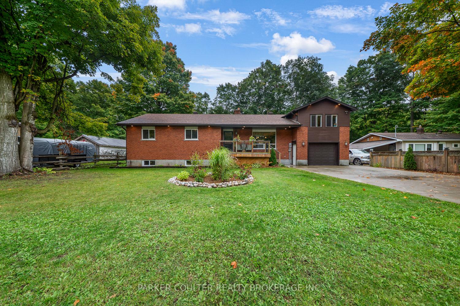 Front of 15 Mundy Avenue