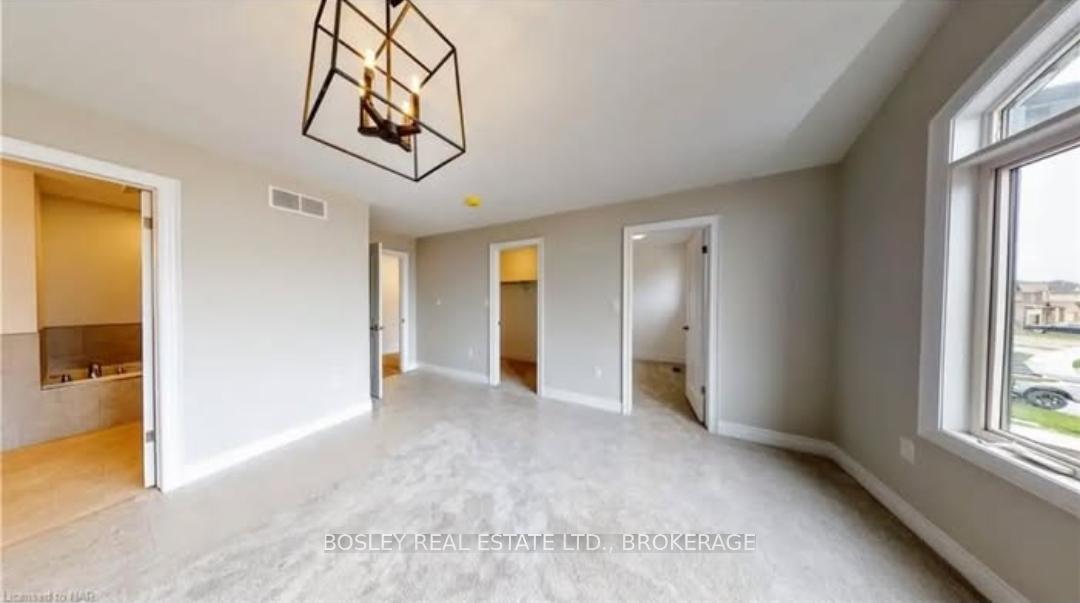 Photo 7 of 12 Spring Crest Way, Thorold, Rolling Meadows — HOMEH