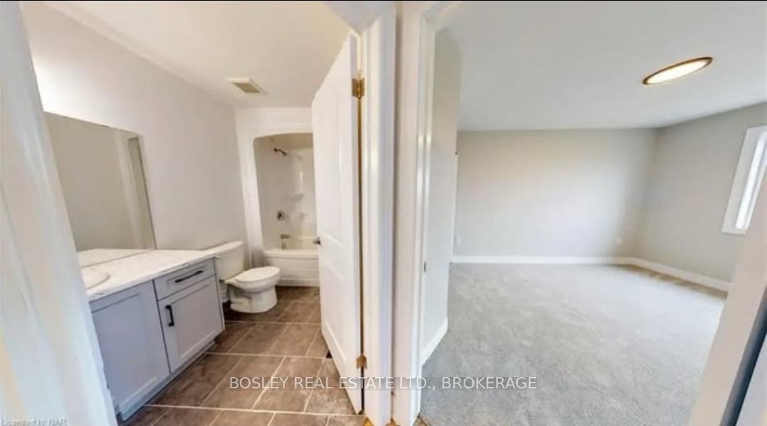 Photo 8 of 12 Spring Crest Way, Thorold, Rolling Meadows — HOMEH