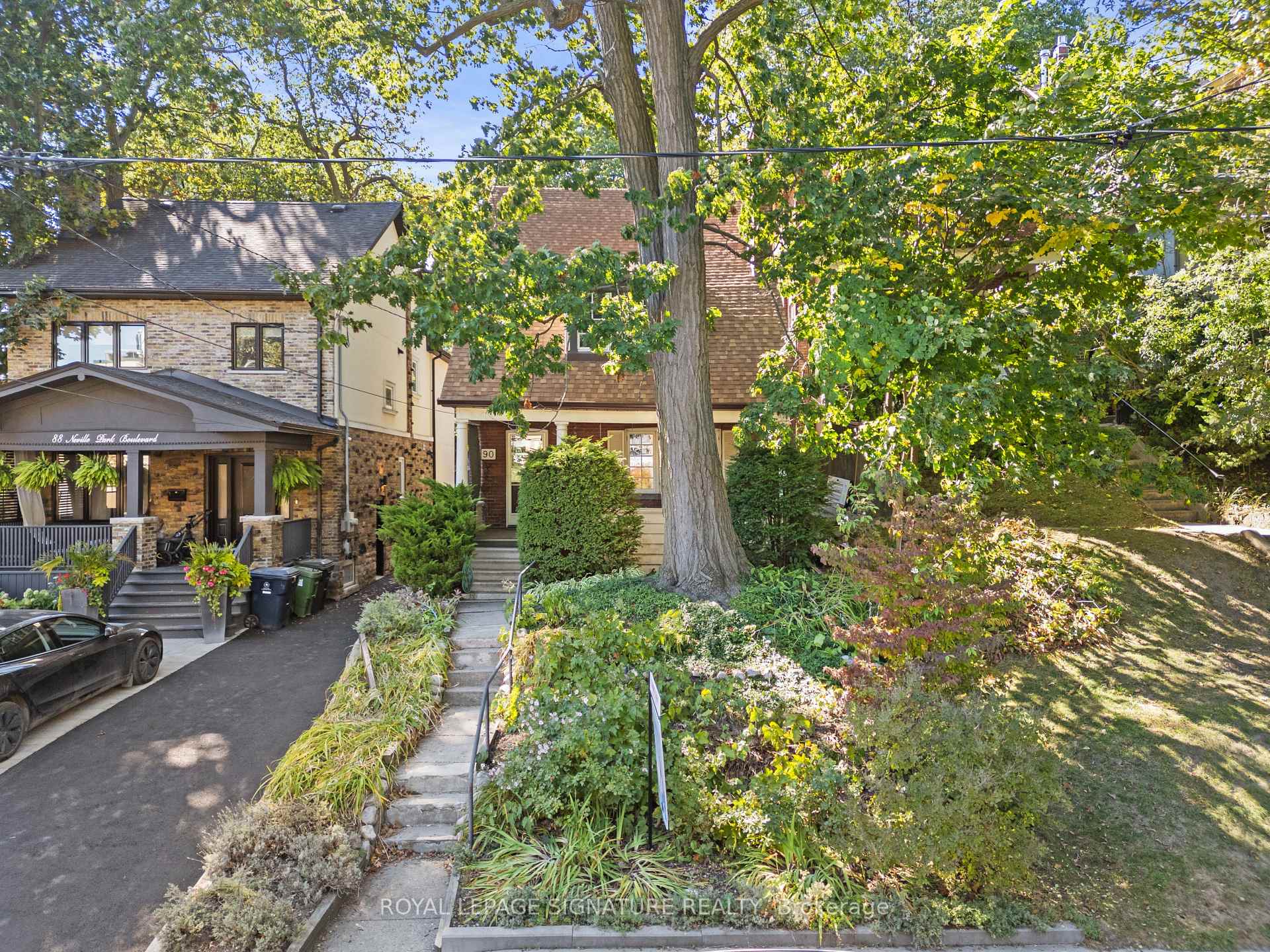 Photo 2 of 90 Neville Park Boulevard, Toronto, The Beaches — HOMEH