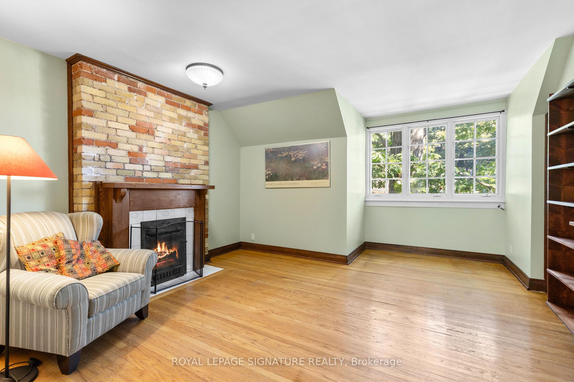 Photo 13 of 90 Neville Park Boulevard, Toronto, The Beaches — HOMEH