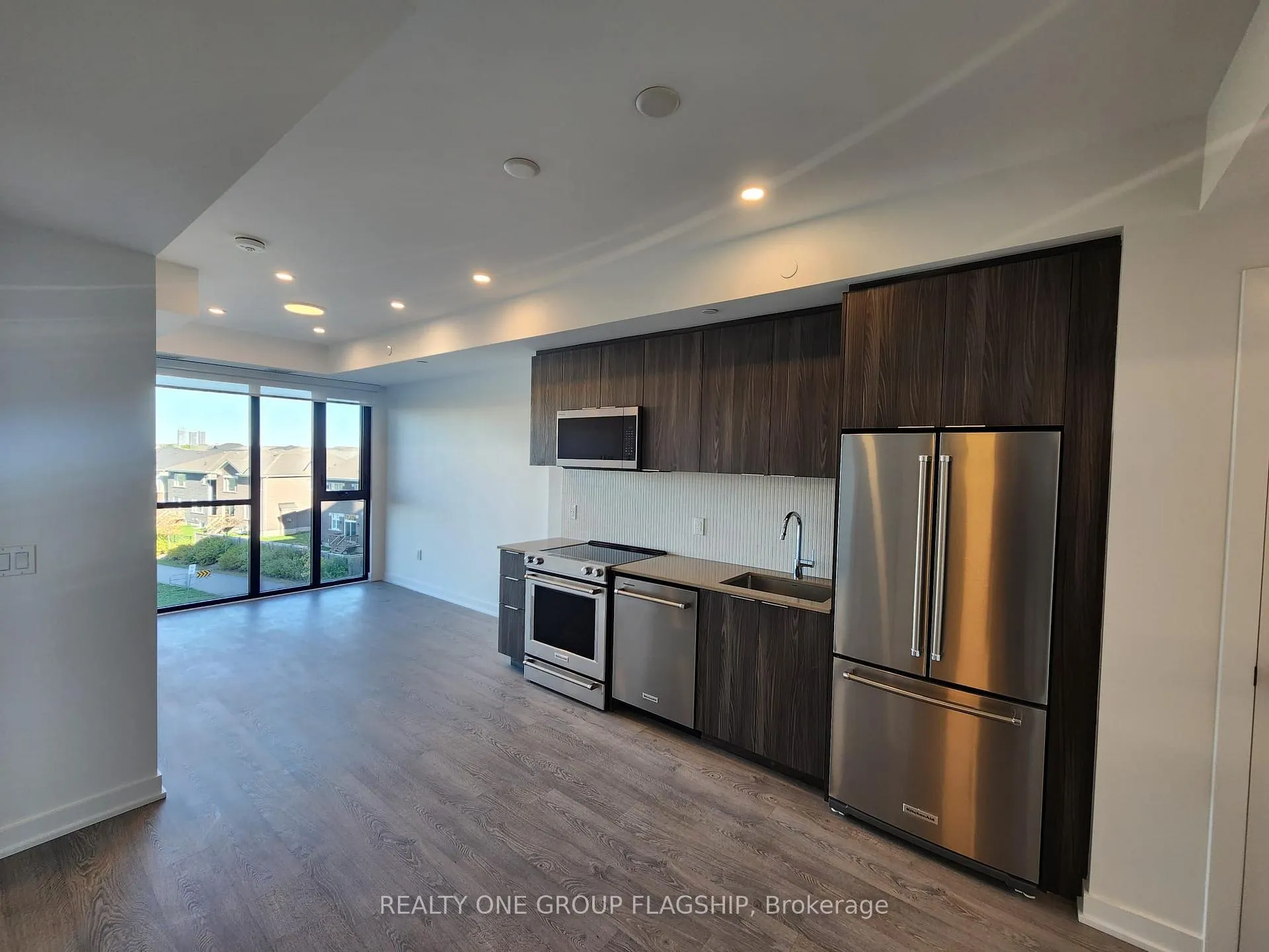 Photo 8 of Unit 315, 720 Whitlock Avenue E, Milton, Cobban — HOMEH