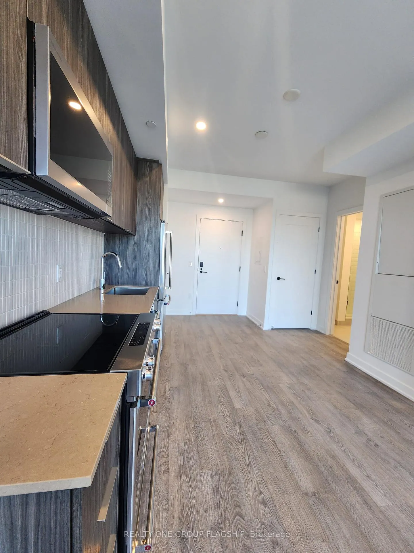 Photo 10 of Unit 315, 720 Whitlock Avenue E, Milton, Cobban — HOMEH