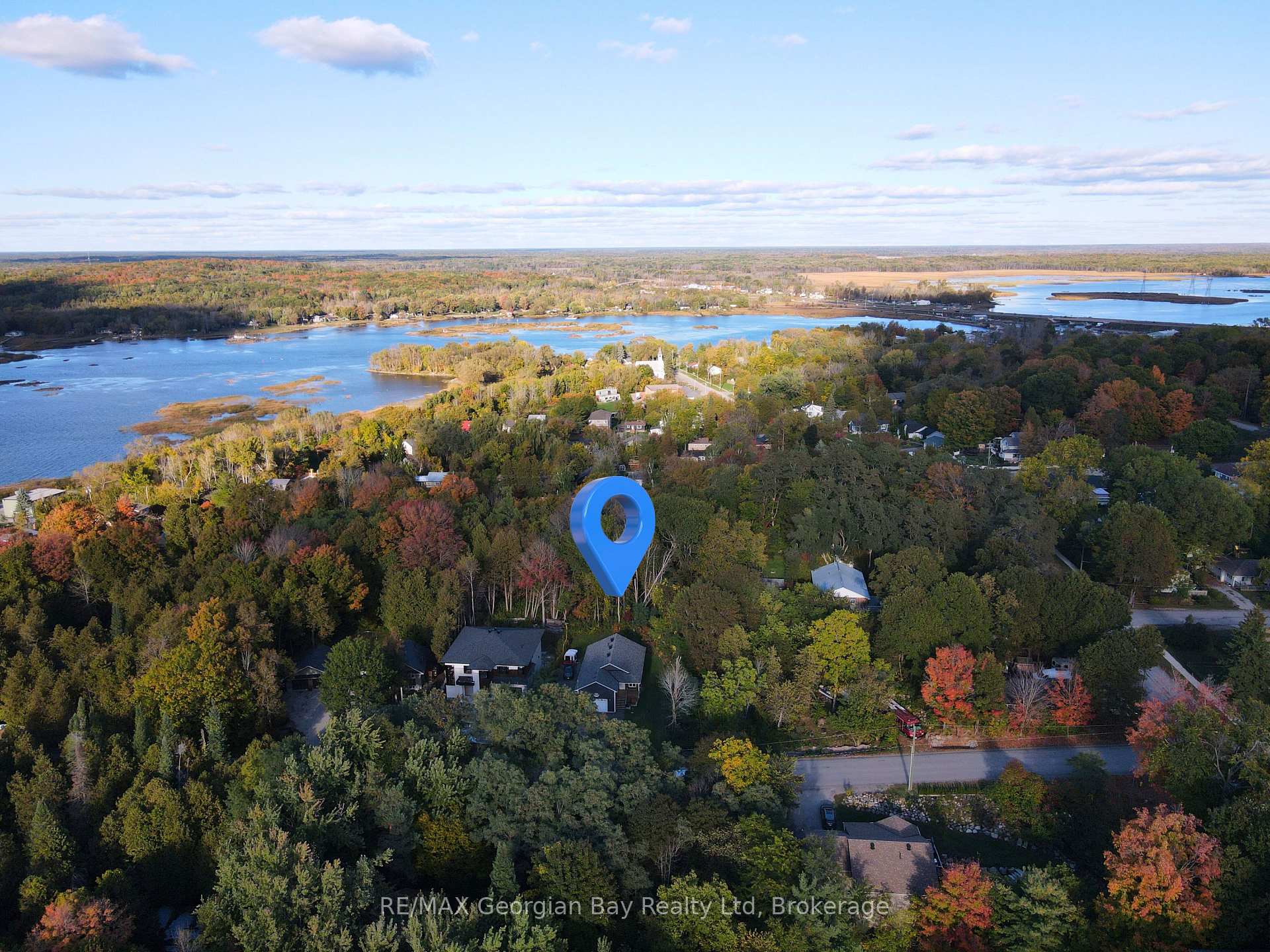 Photo 3 of 10 King Road, Tay, Waubaushene — HOMEH