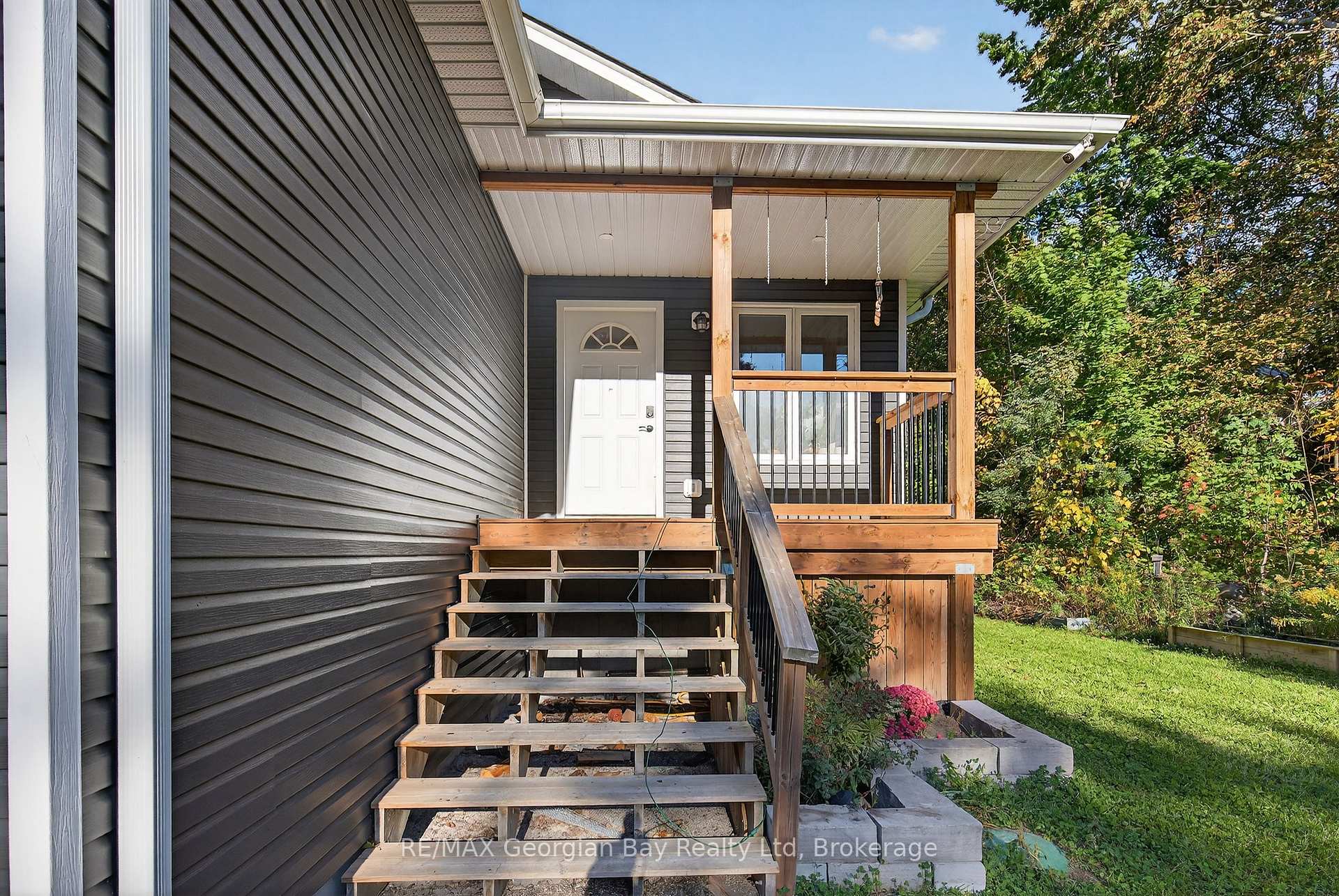 Photo 4 of 10 King Road, Tay, Waubaushene — HOMEH