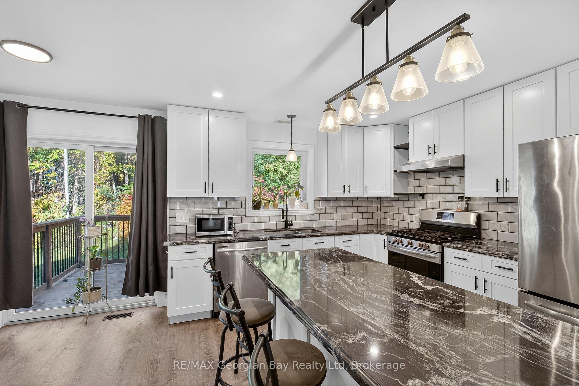 Photo 12 of 10 King Road, Tay, Waubaushene — HOMEH
