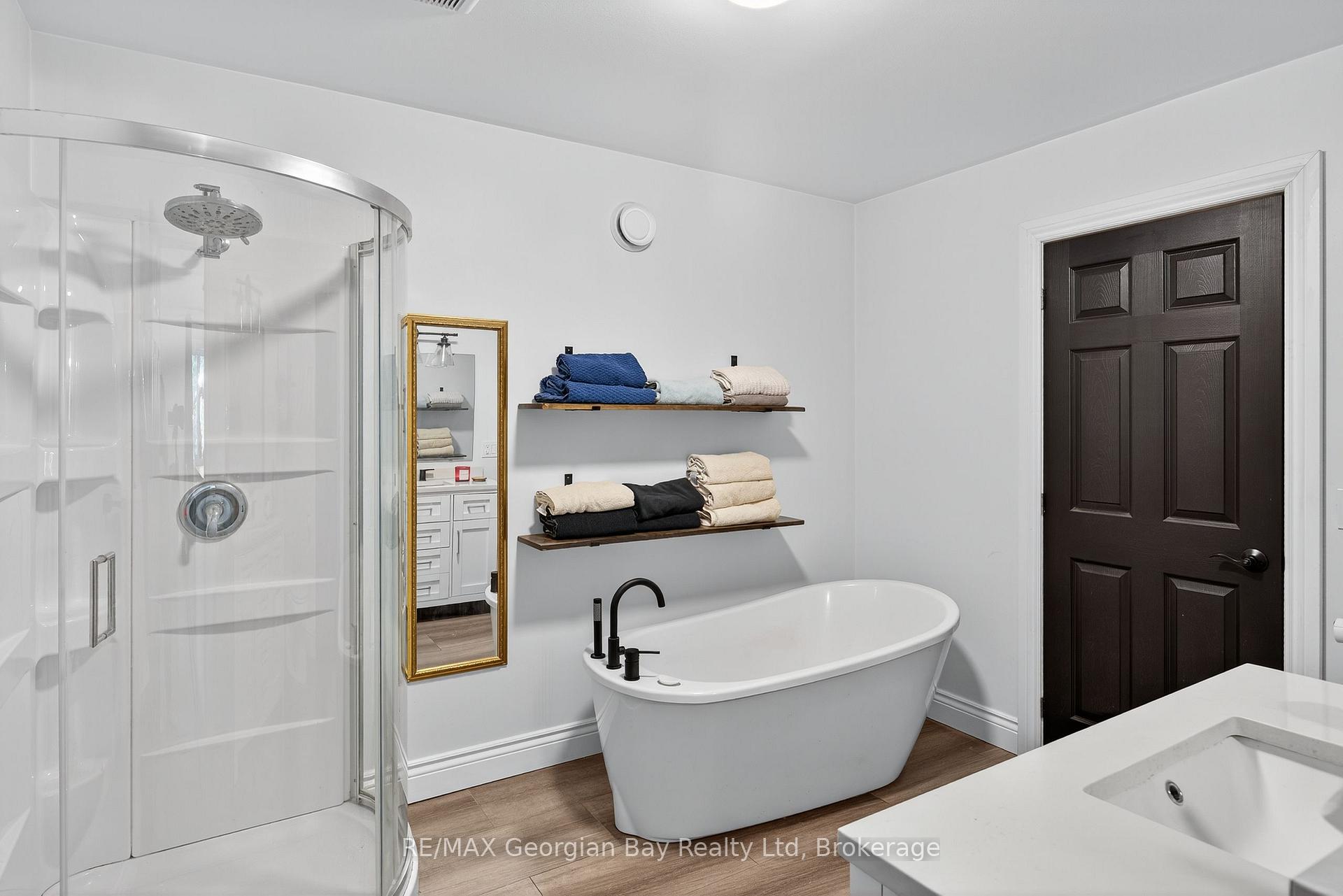 Photo 18 of 10 King Road, Tay, Waubaushene — HOMEH