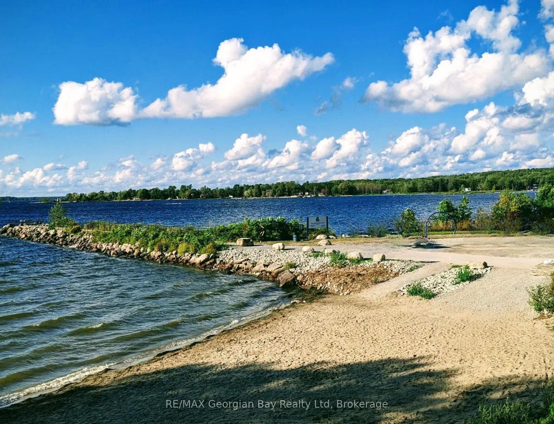 Photo 43 of 10 King Road, Tay, Waubaushene — HOMEH