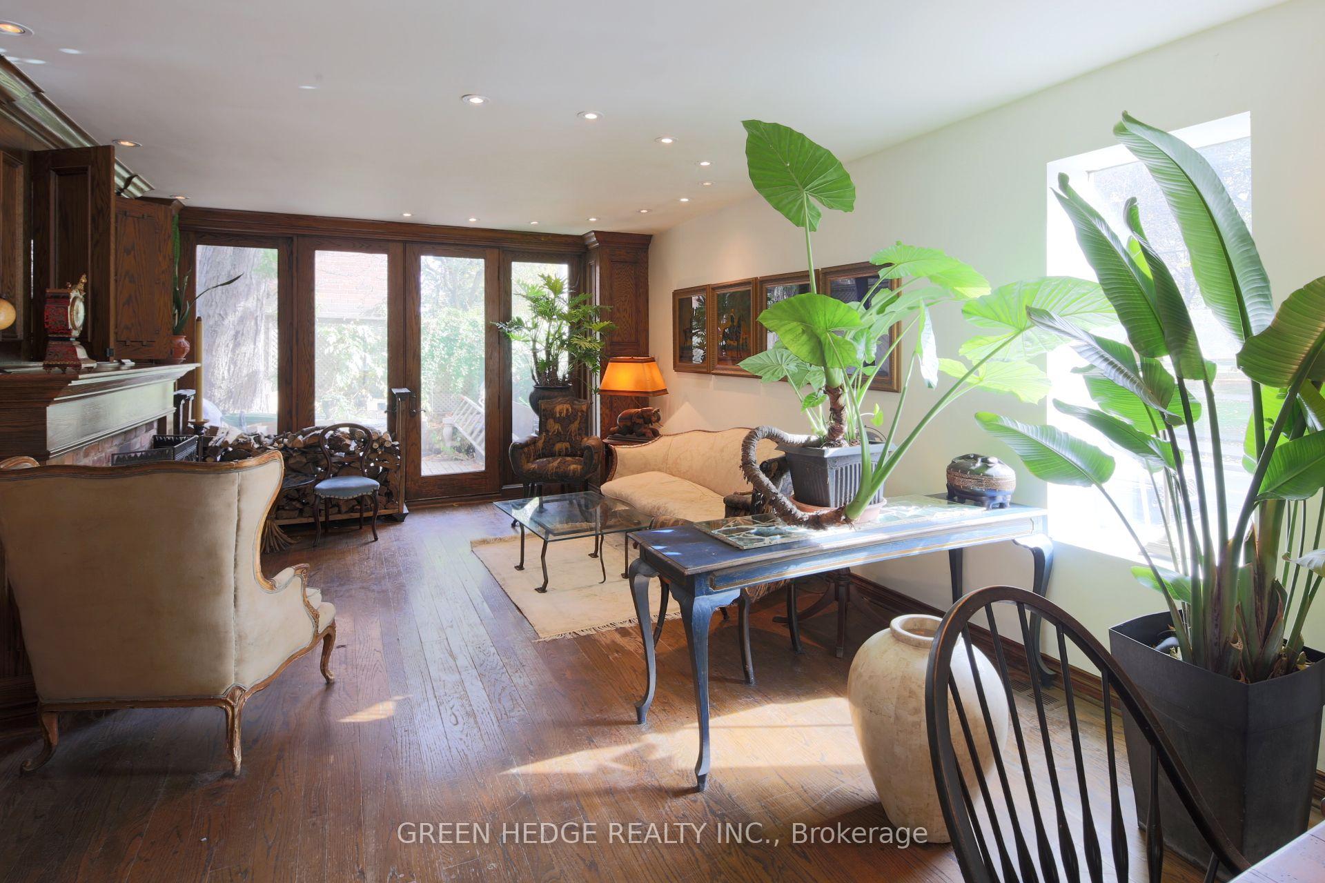 Photo 6 of 207 George Street, Toronto, Moss Park — HOMEH