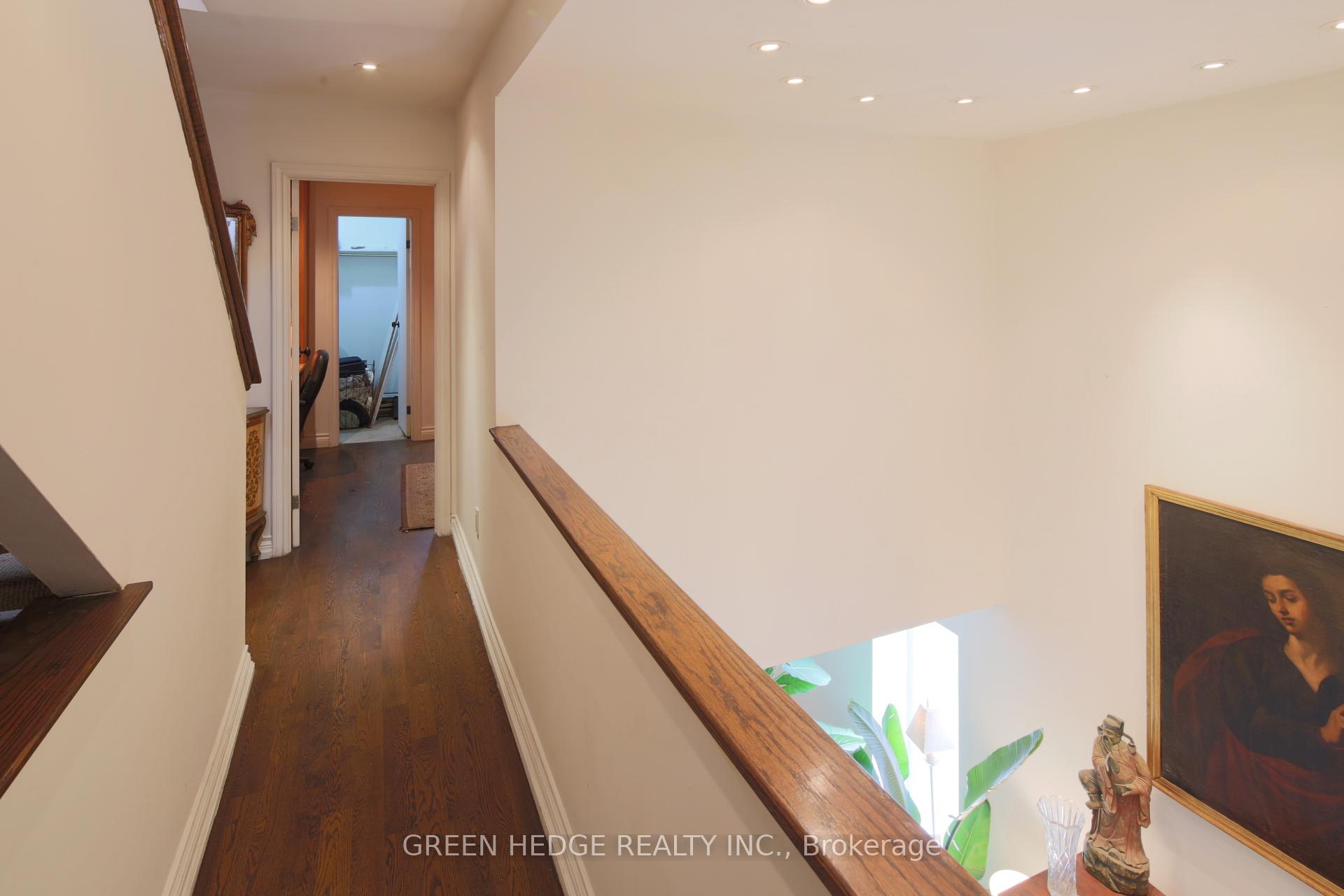 Photo 13 of 207 George Street, Toronto, Moss Park — HOMEH