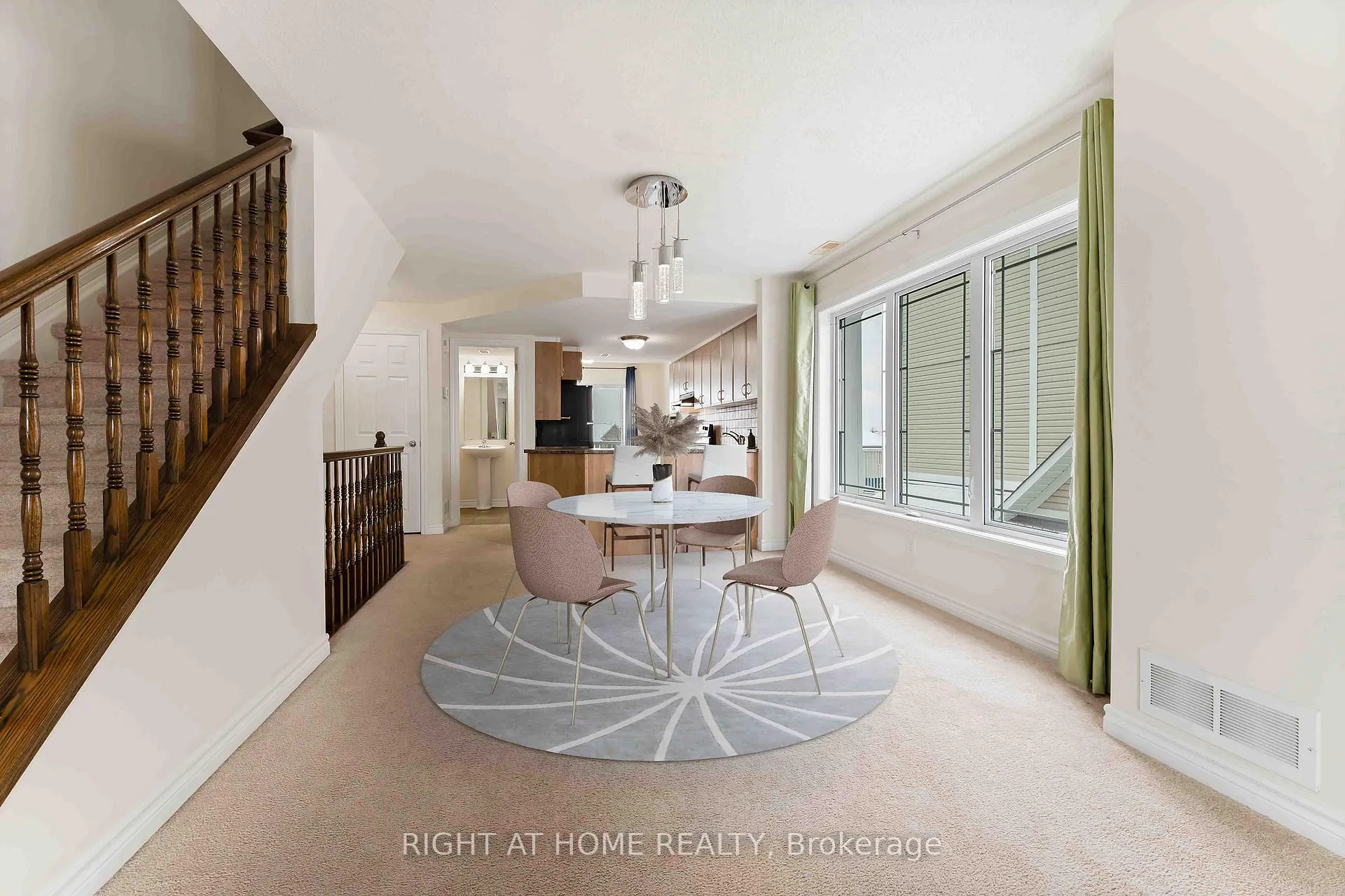 Photo 3 of Unit B, 574 Chapman Mills Drive, Ottawa, Barrhaven - Strandherd — HOMEH