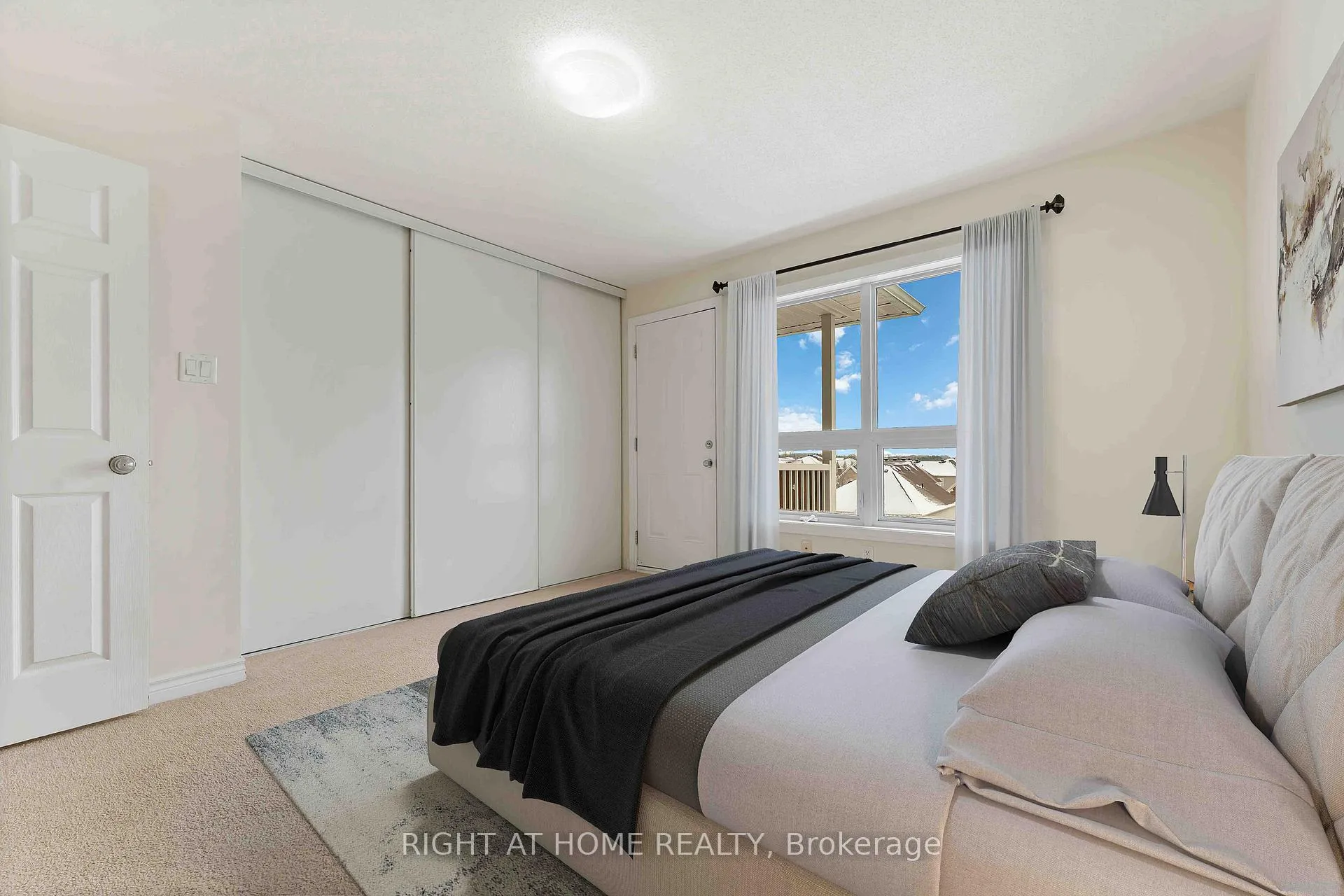 Photo 10 of Unit B, 574 Chapman Mills Drive, Ottawa, Barrhaven - Strandherd — HOMEH