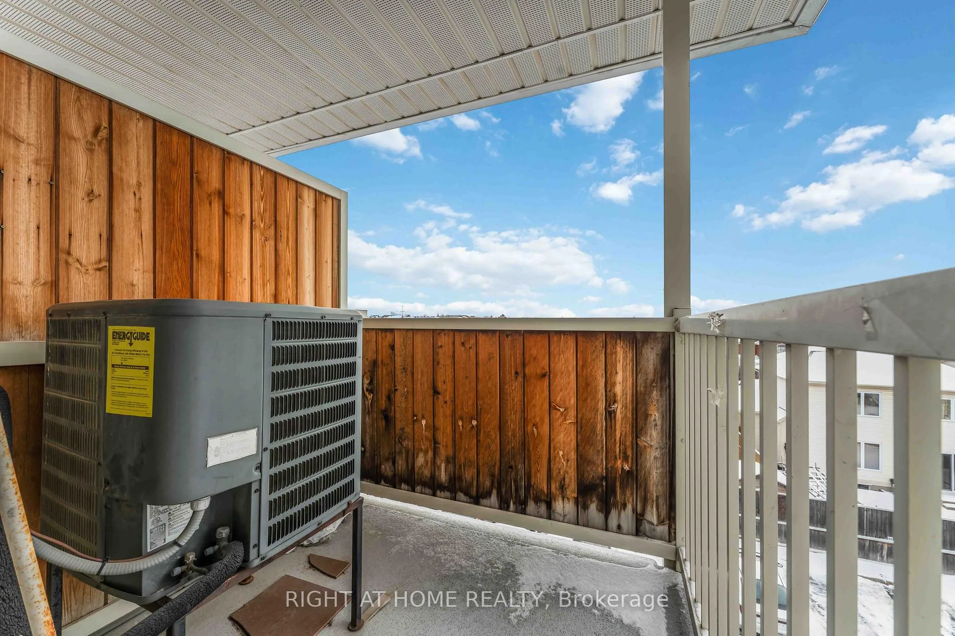Photo 16 of Unit B, 574 Chapman Mills Drive, Ottawa, Barrhaven - Strandherd — HOMEH