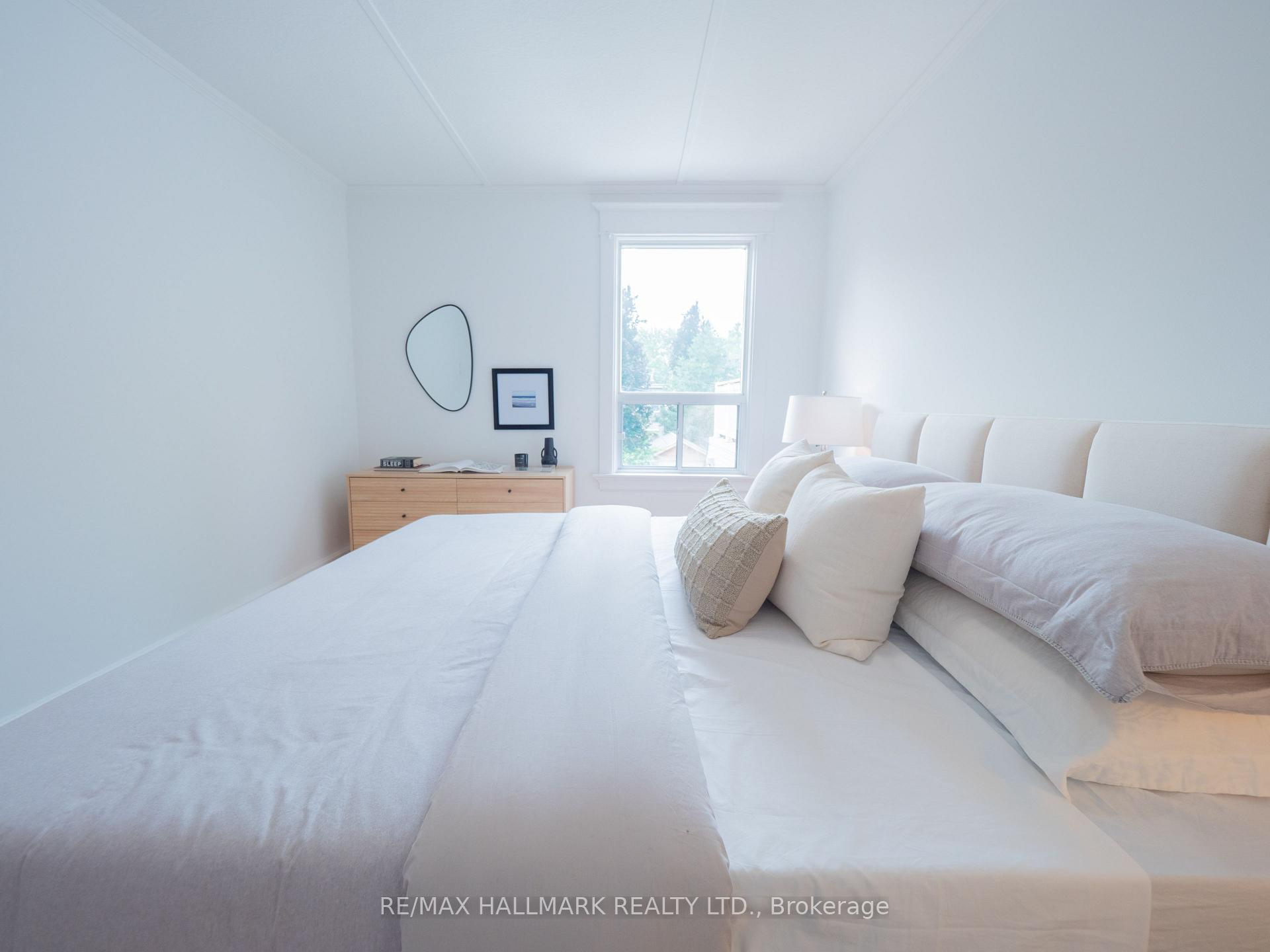 Photo 5 of 19 Garnock Avenue, Toronto, North Riverdale — HOMEH