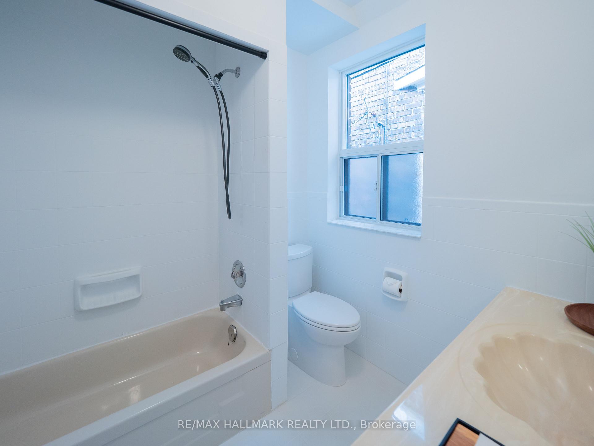 Photo 13 of 19 Garnock Avenue, Toronto, North Riverdale — HOMEH