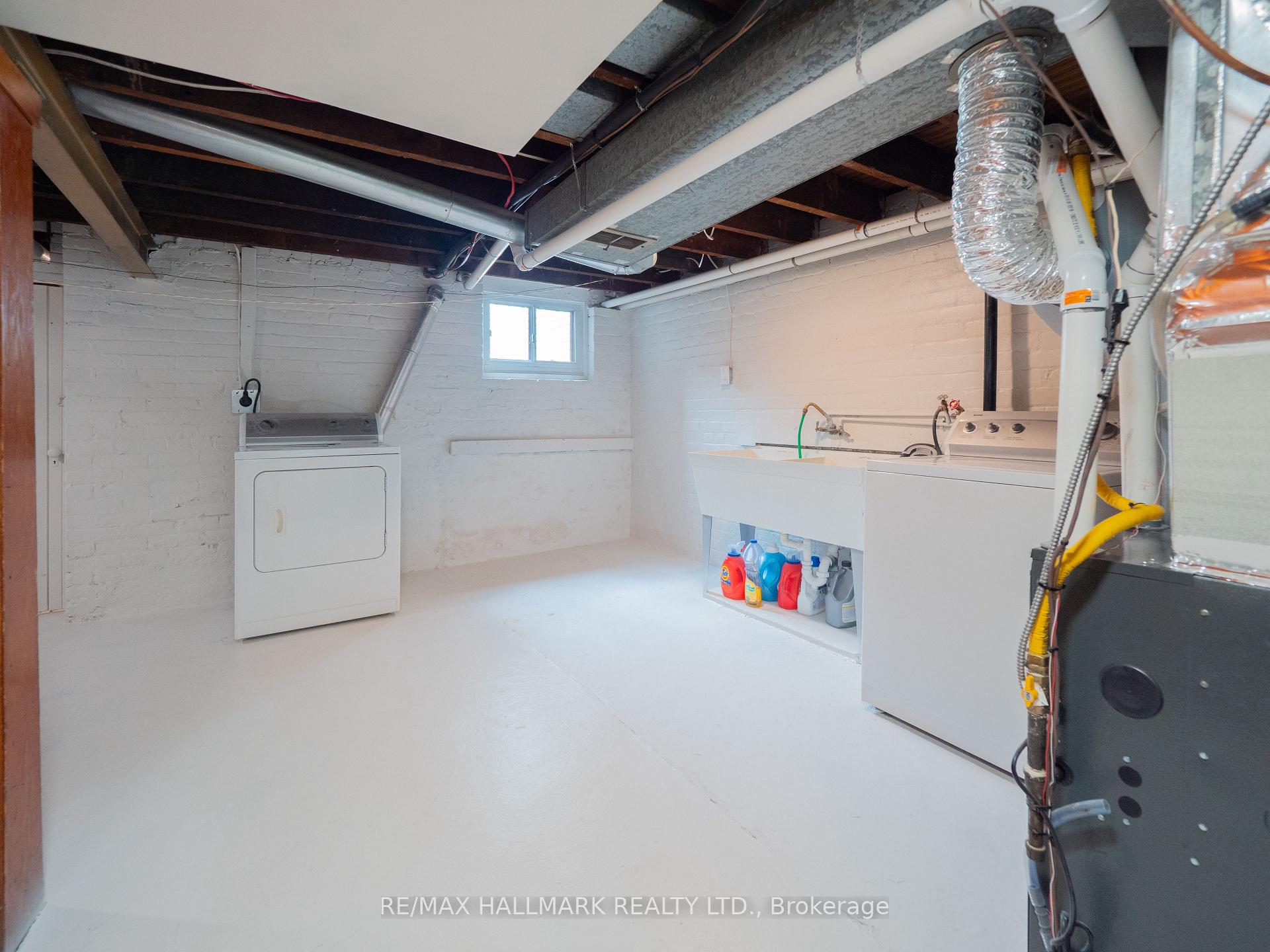Photo 20 of 19 Garnock Avenue, Toronto, North Riverdale — HOMEH