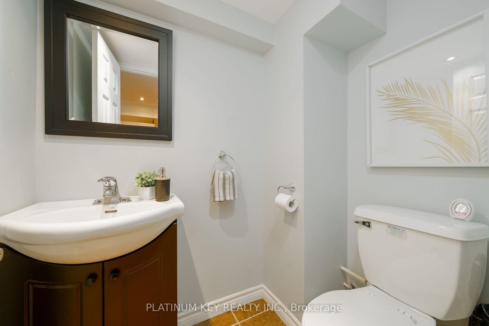 Photo 20 of 382 Adelaide Street, Strathroy-Caradoc, SW — HOMEH